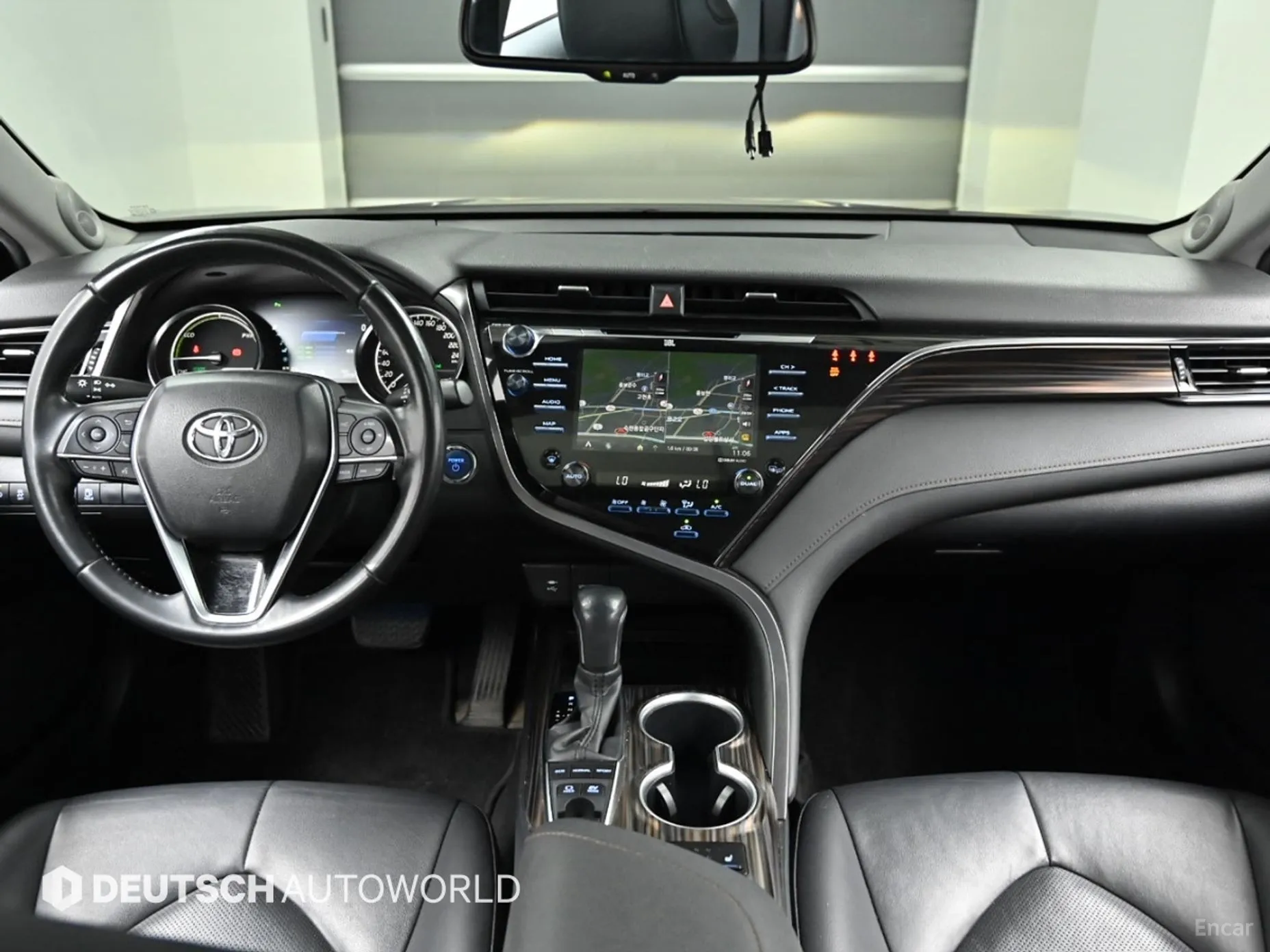 Toyota Camry (XV70) превью 7