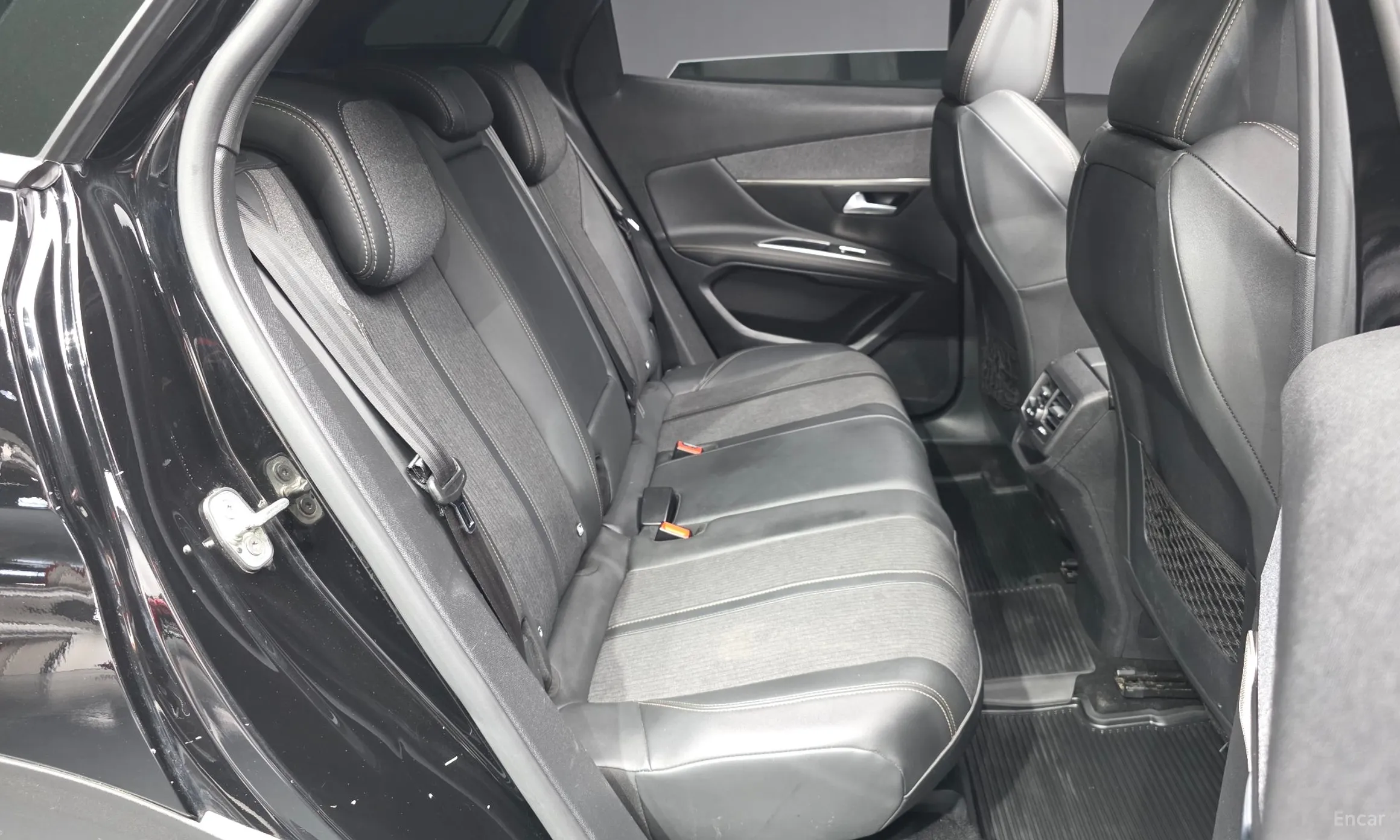 Peugeot 3008 2nd generation превью 12