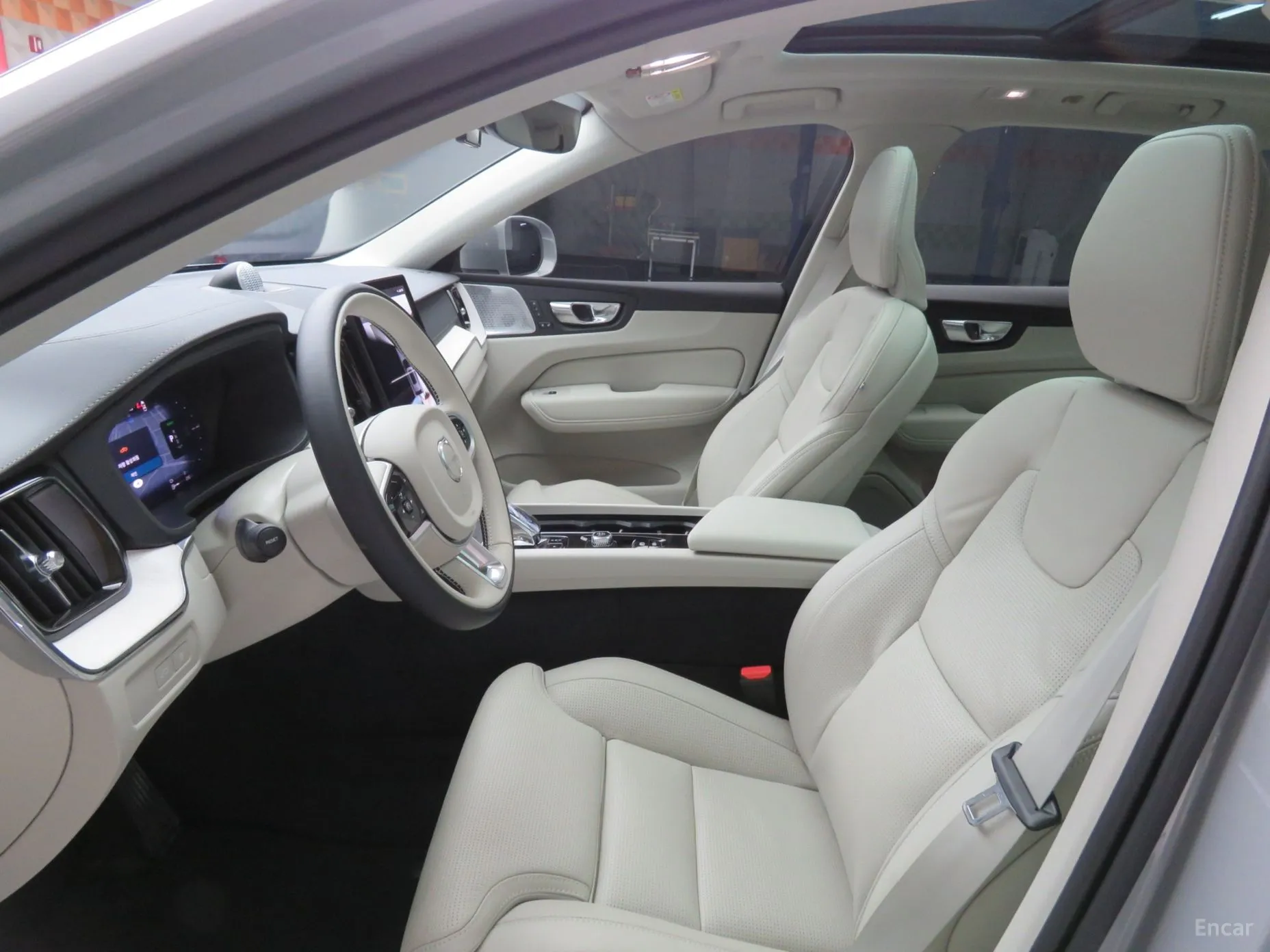 Volvo XC60 Gen 2 превью 8