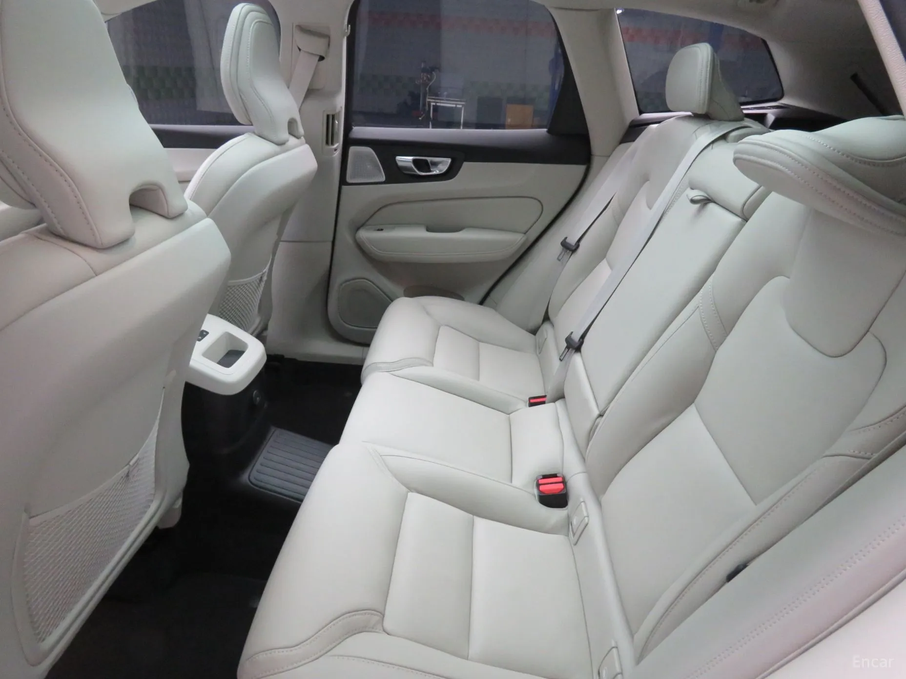 Volvo XC60 Gen 2 превью 9