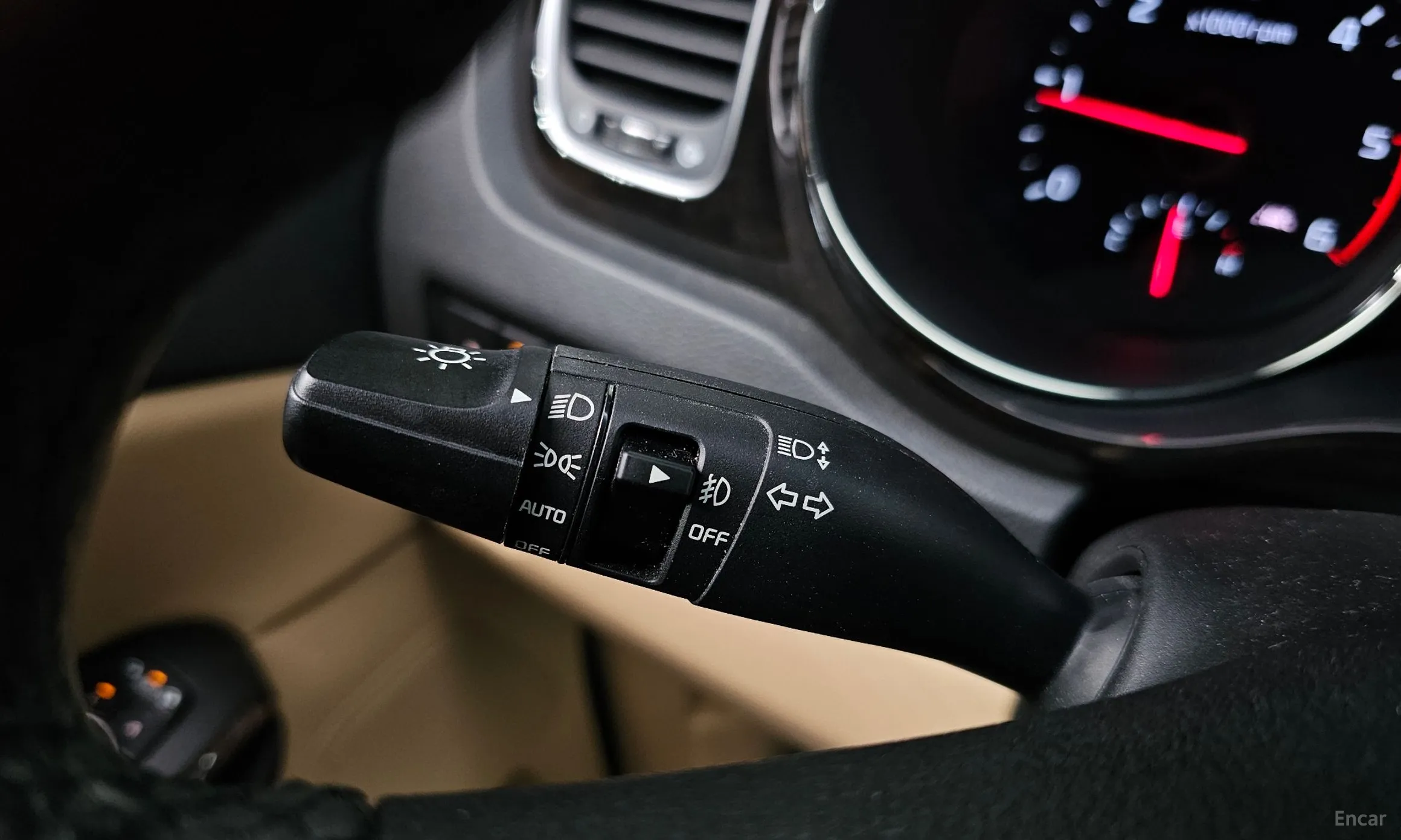 Kia Carnival превью 20