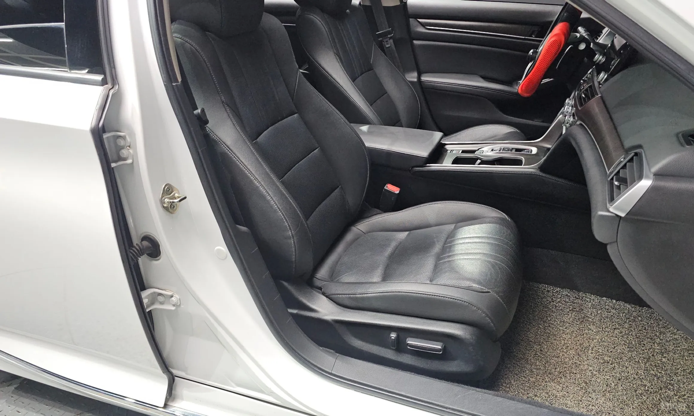 Honda Accord 10th Generation превью 11