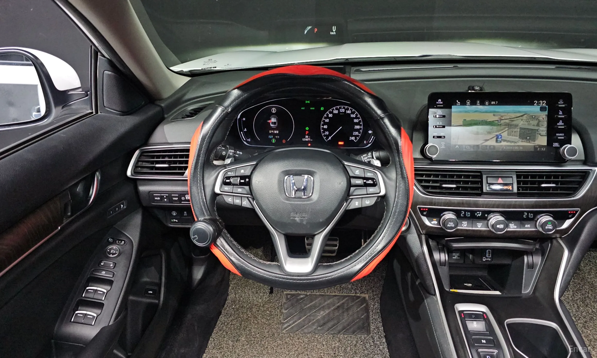 Honda Accord 10th Generation превью 13