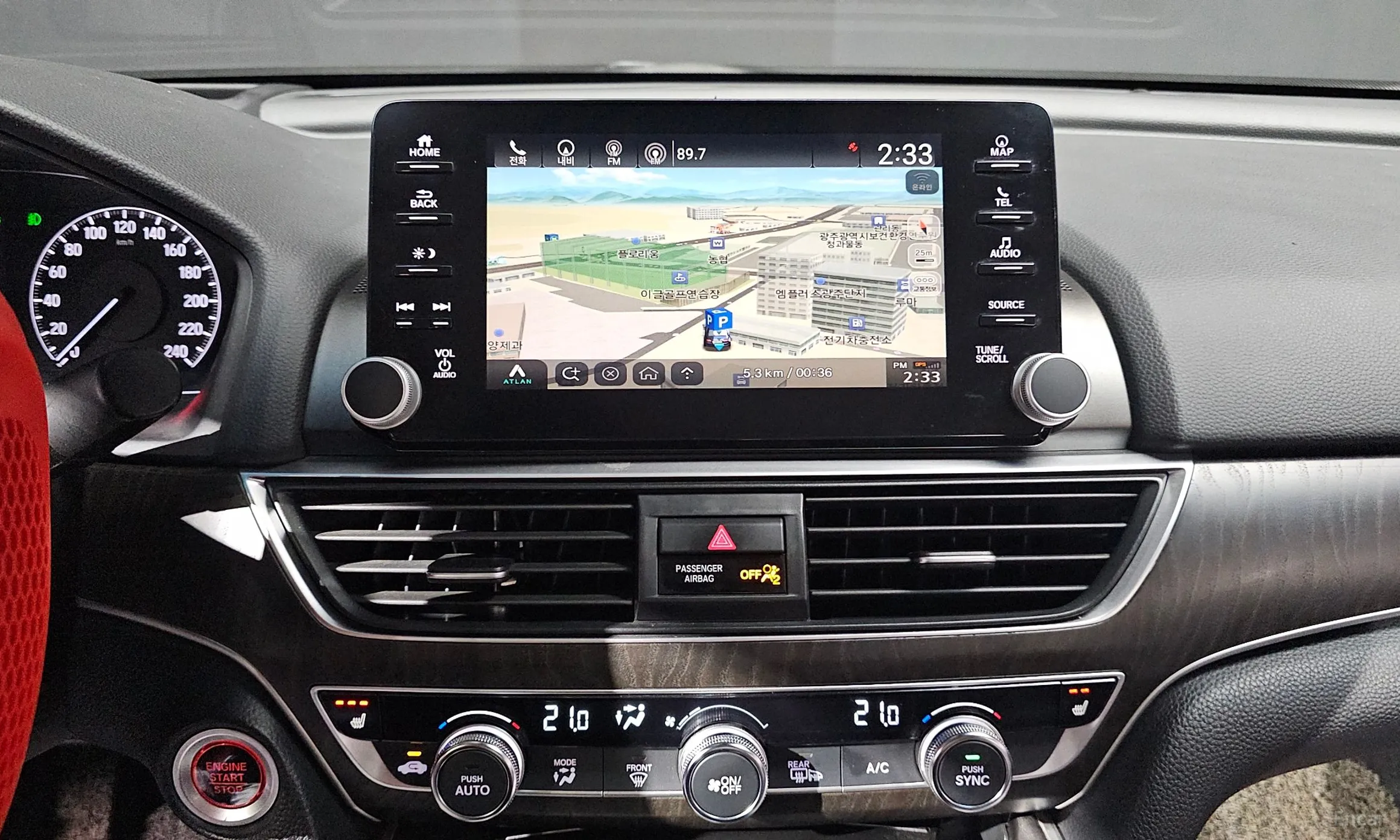 Honda Accord 10th Generation превью 14
