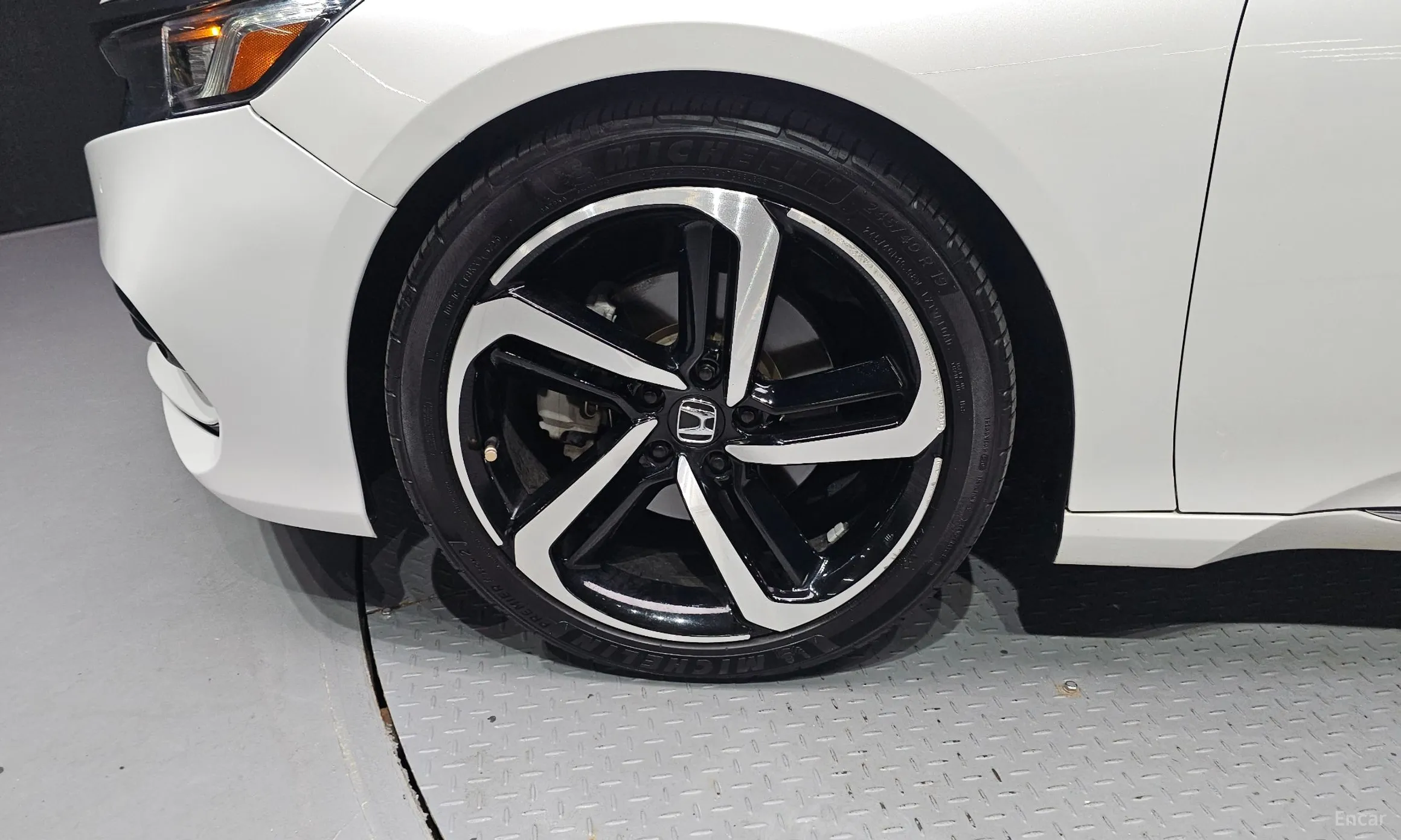 Honda Accord 10th Generation превью 5