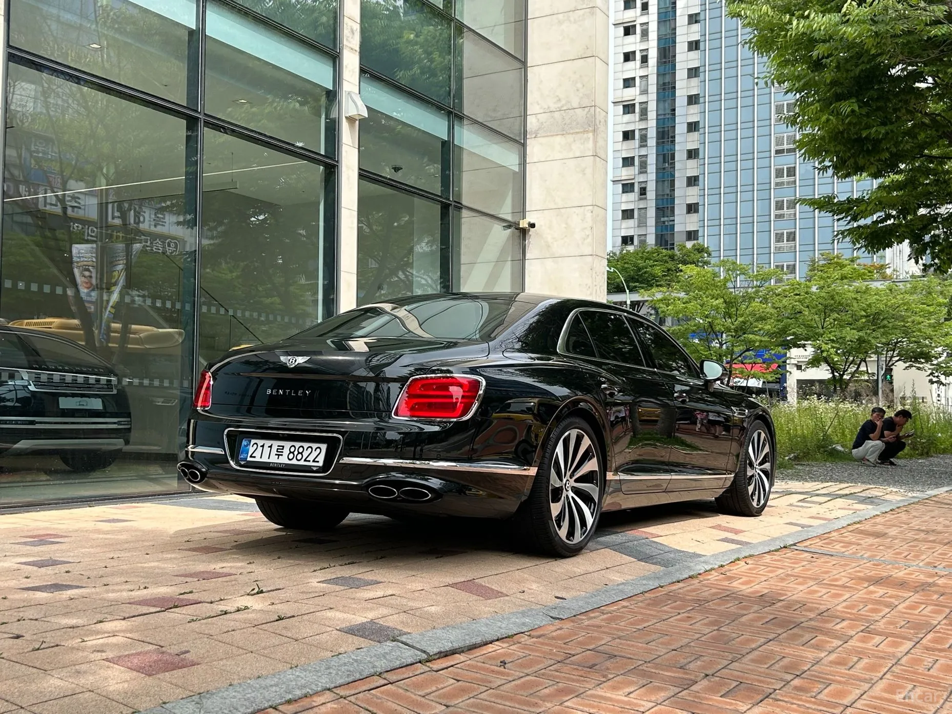 Bentley Flying Spur 3rd Generation превью 8