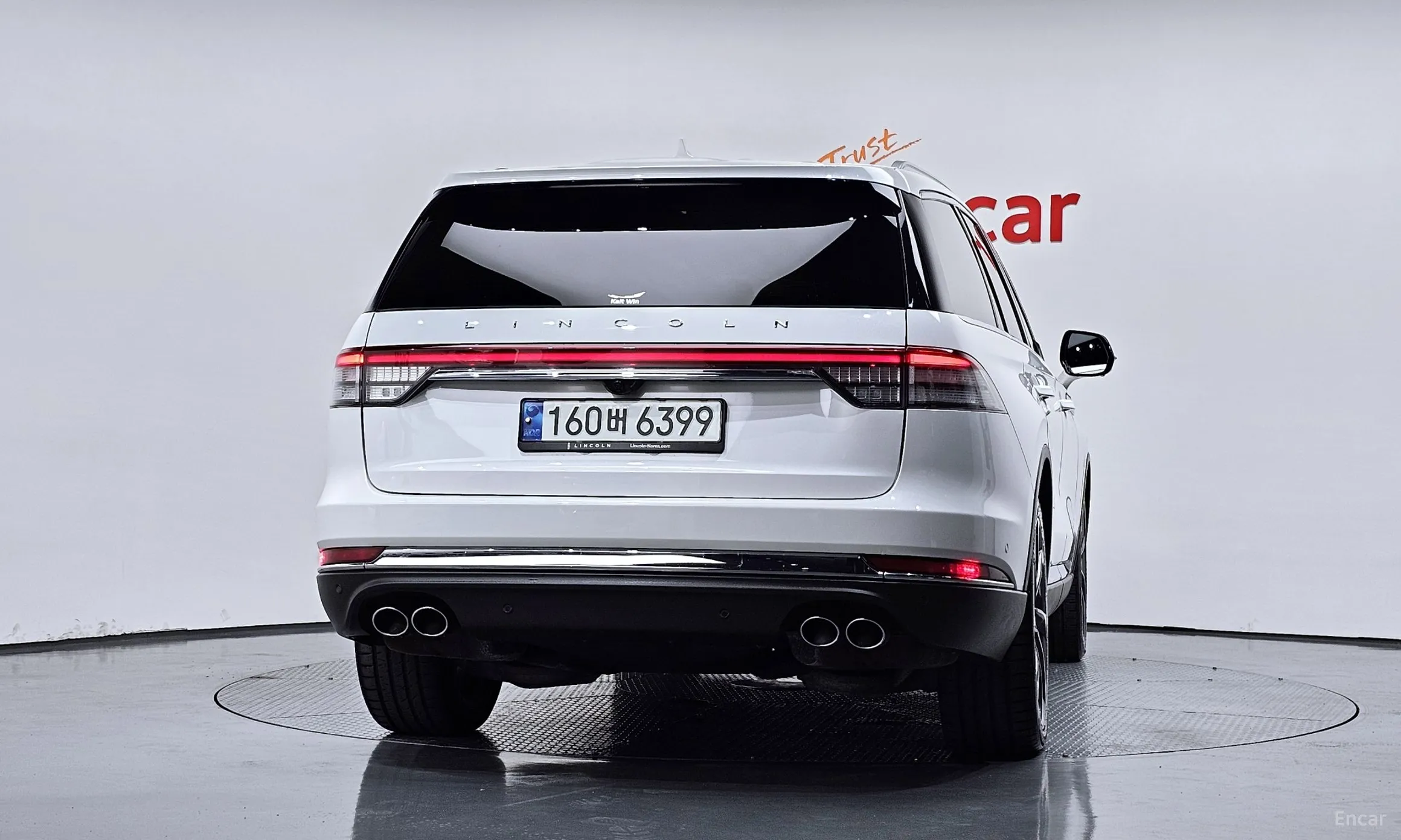 Lincoln Aviator 2nd Generation превью 4