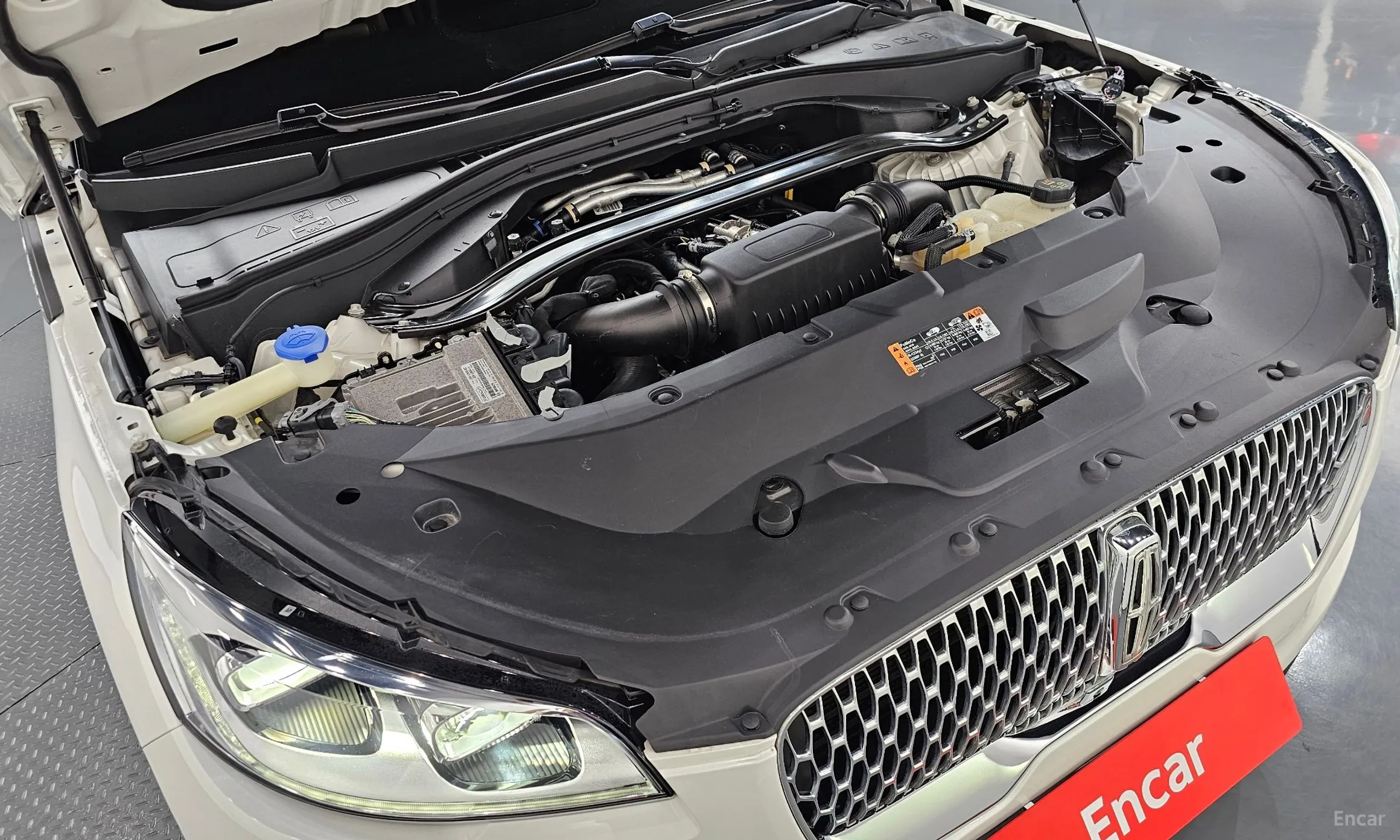 Lincoln Aviator 2nd Generation превью 6