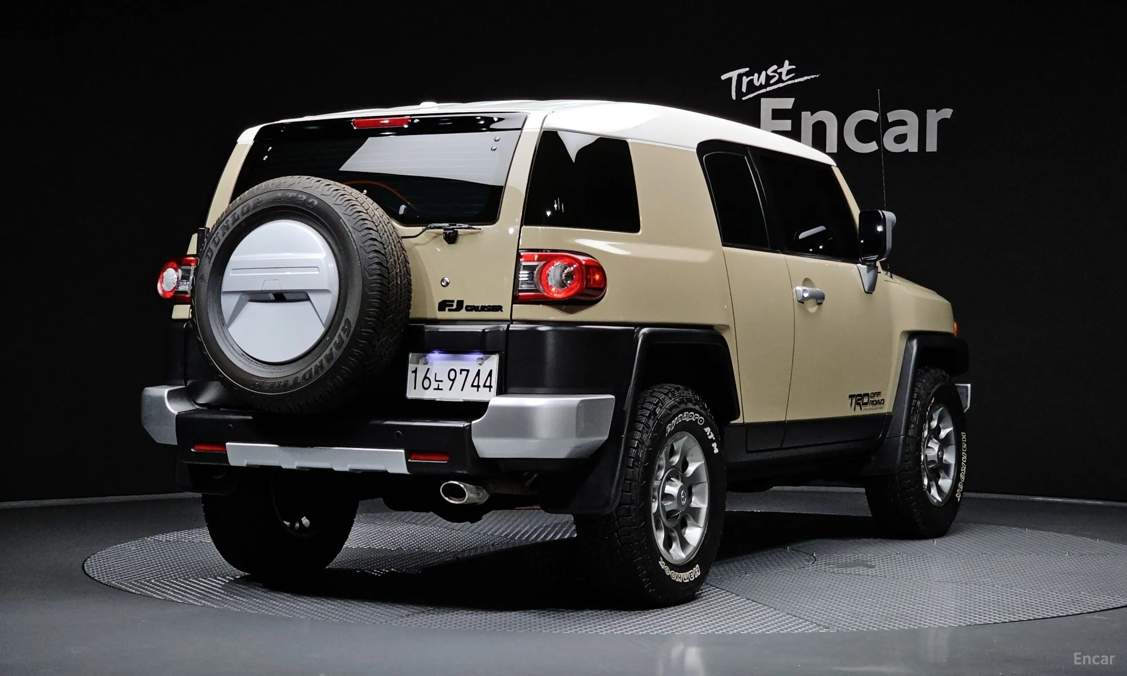 Toyota FJ Cruiser