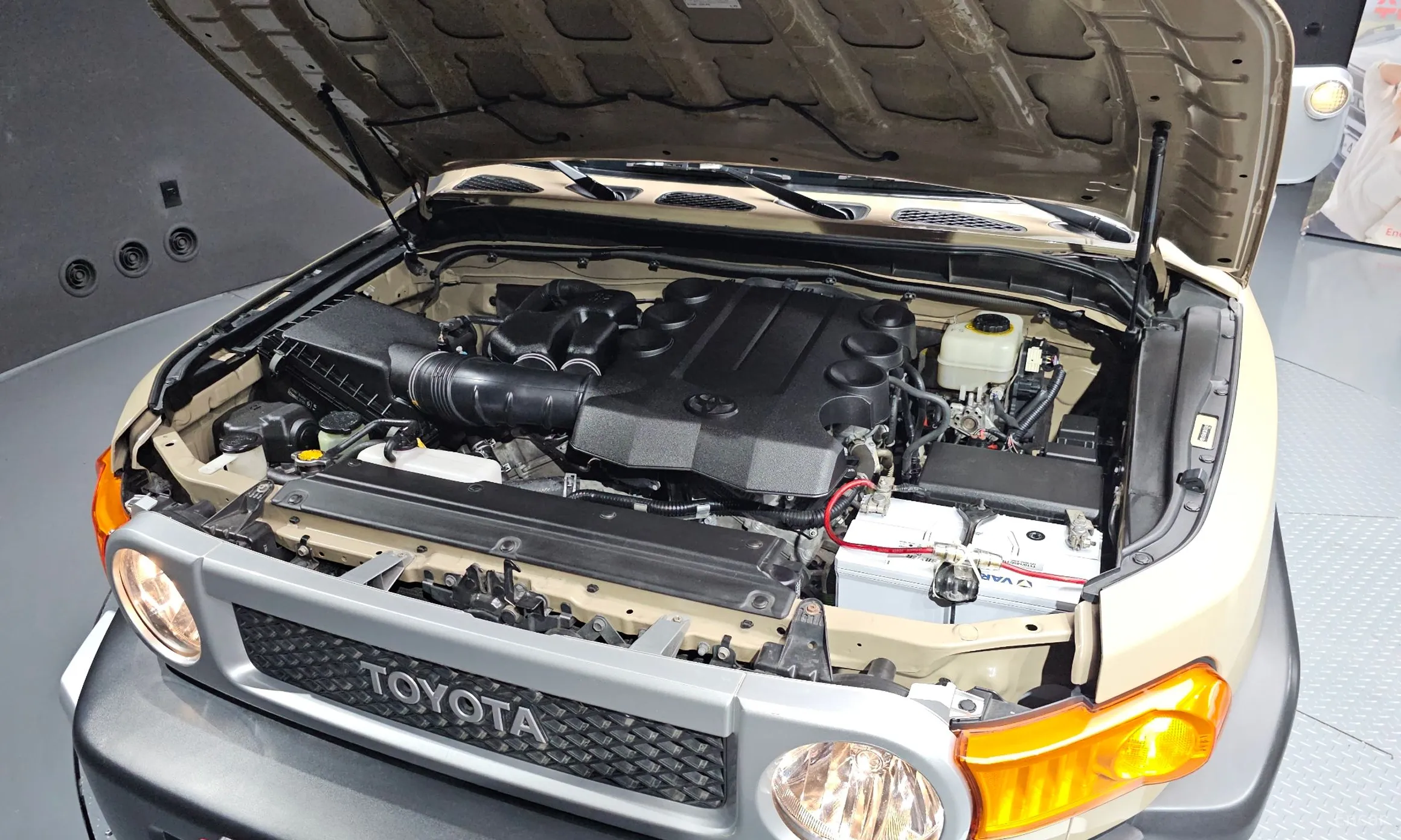 Toyota FJ Cruiser превью 6