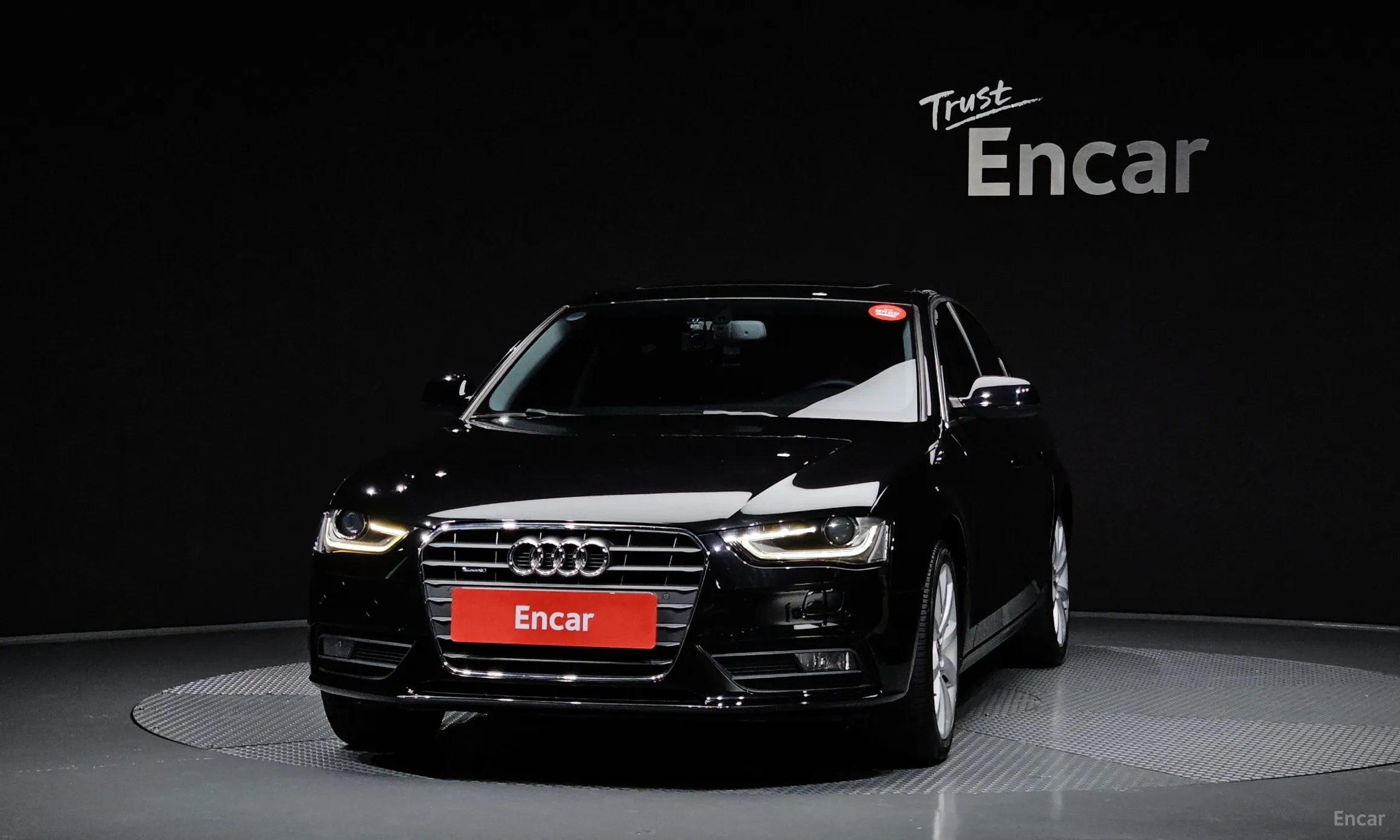 Audi New A4 превью 3