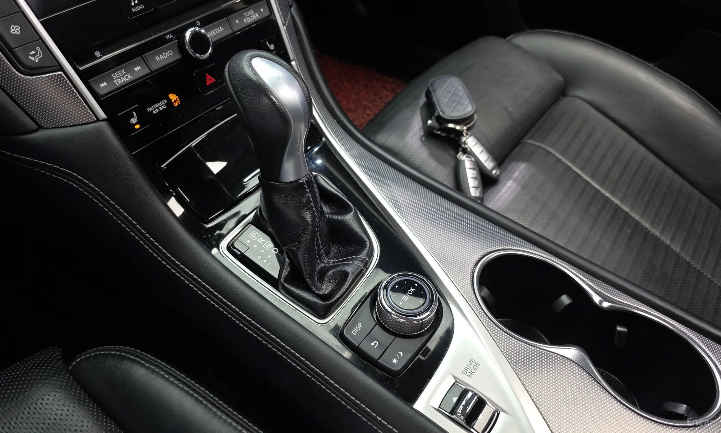 Infiniti Q50 превью 9
