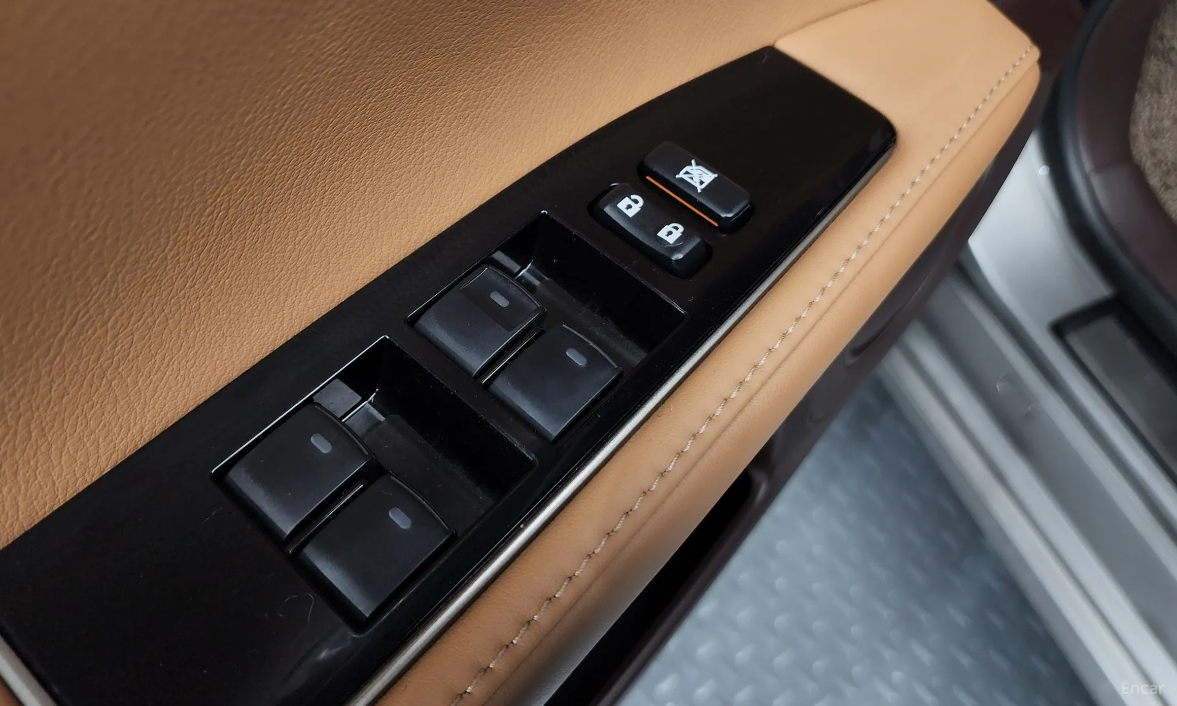 Lexus New ES300h превью 20