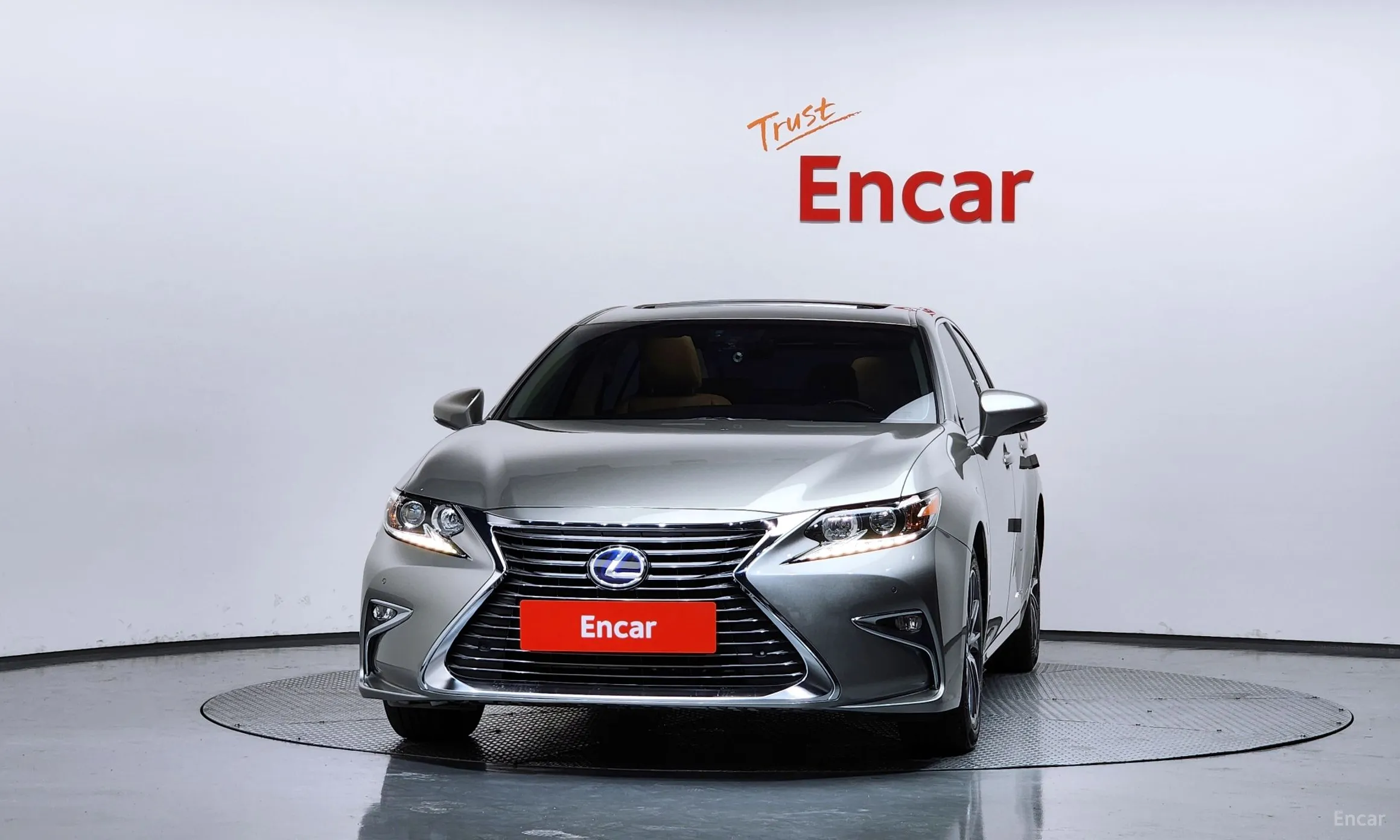Lexus New ES300h превью 3