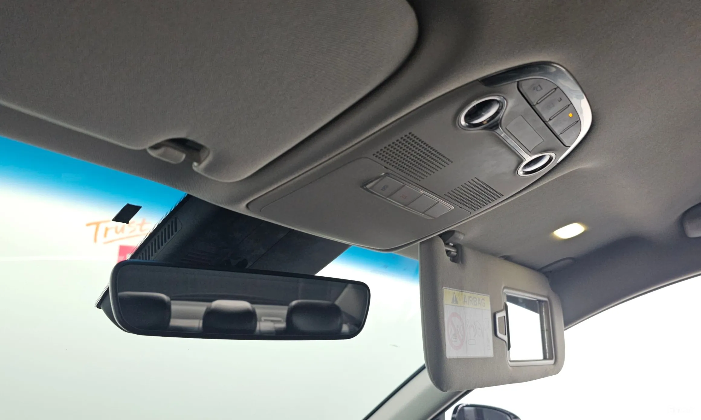 Hyundai Grandeur IG превью 18