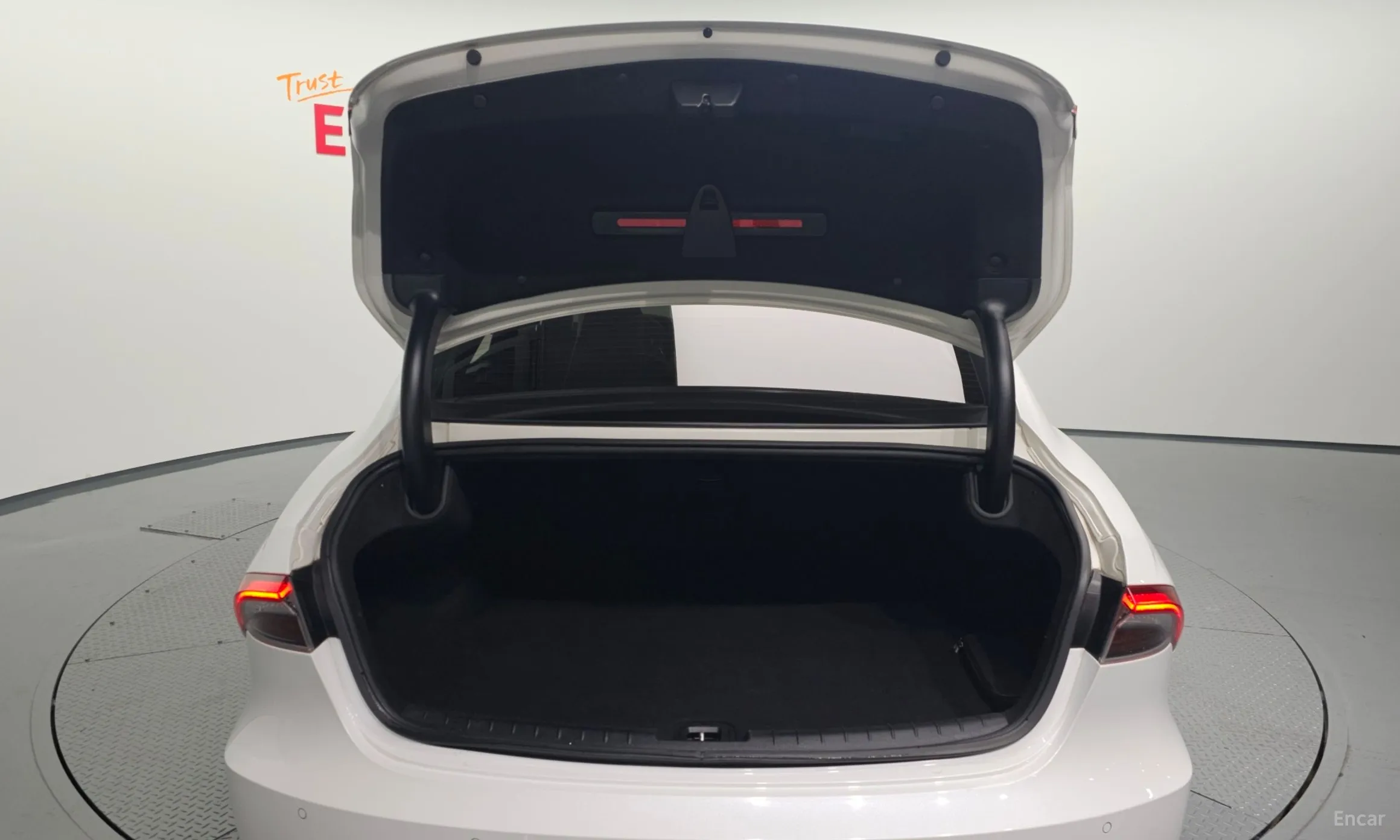 Hyundai Grandeur IG превью 20