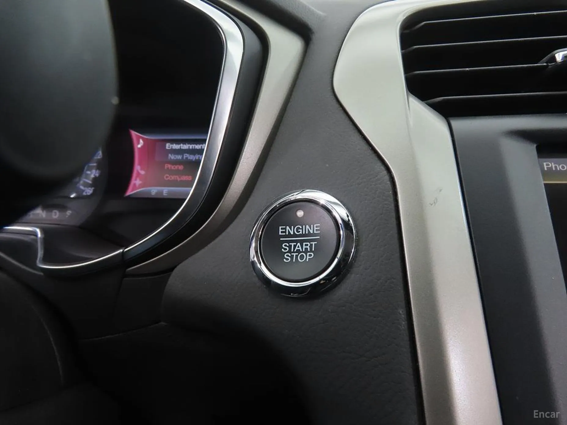 Ford Fusion превью 17