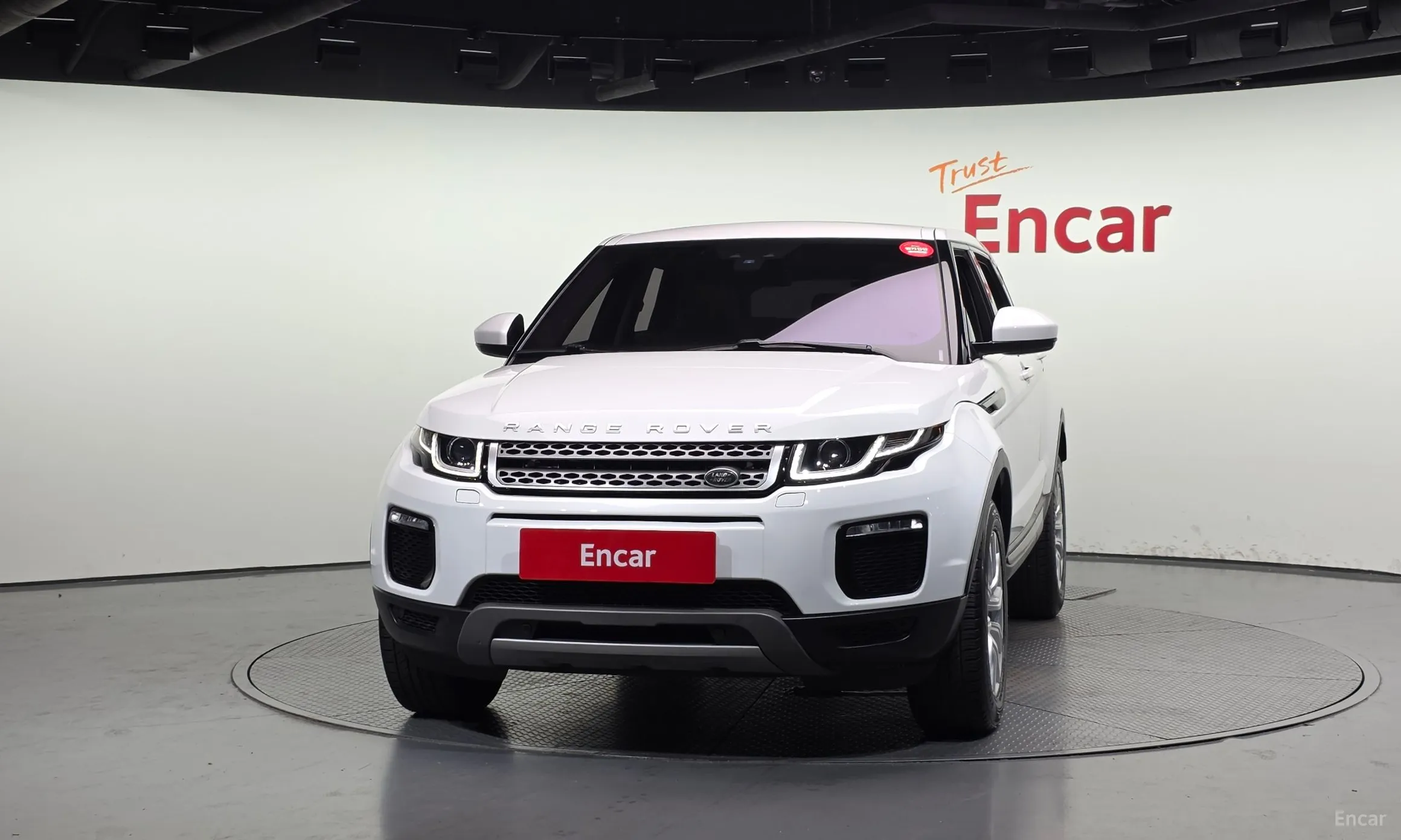 Land Rover Range Rover Evoque превью 3