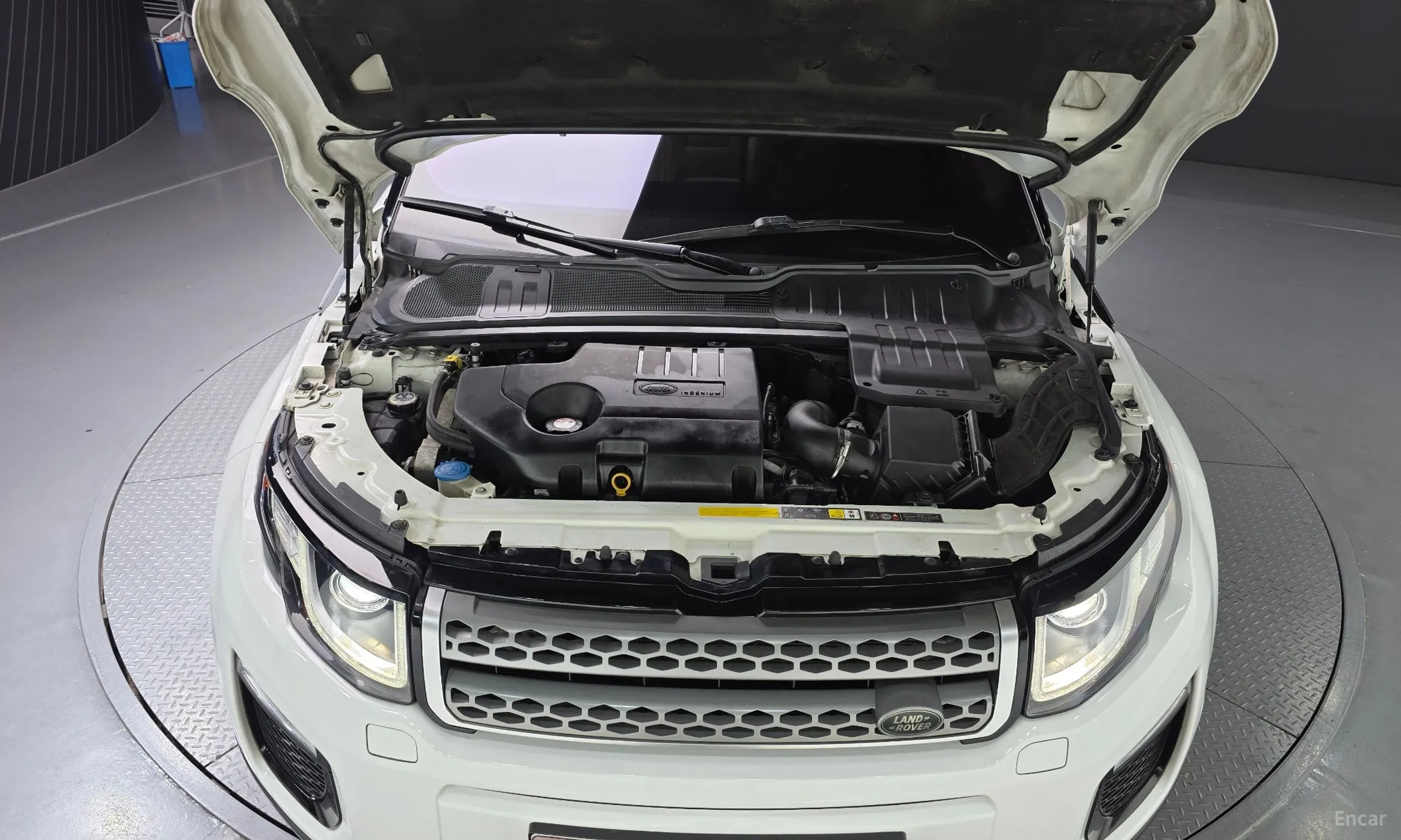 Land Rover Range Rover Evoque превью 6