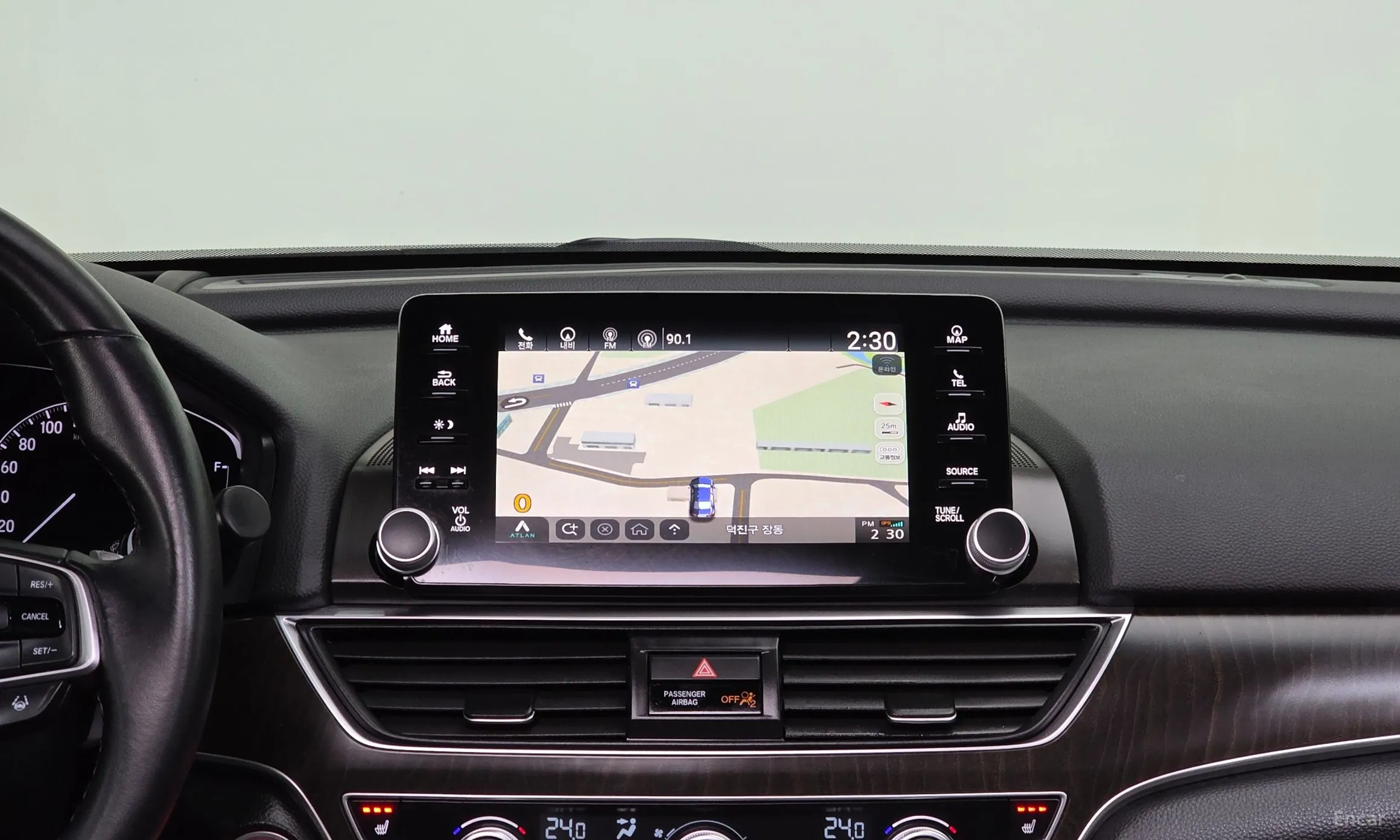 Honda Accord 10th Generation превью 20