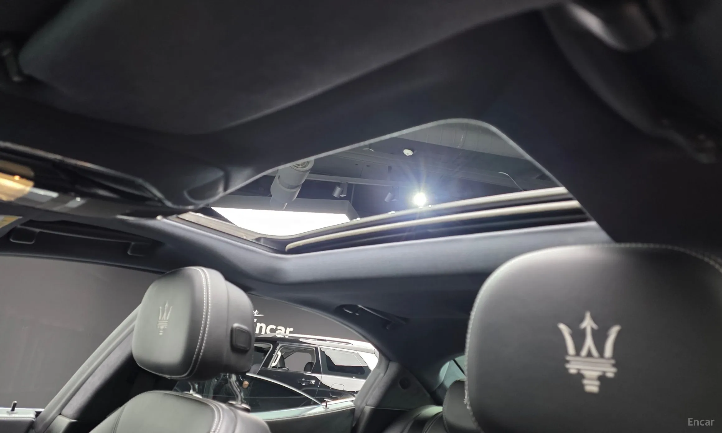 Maserati Ghibli превью 16