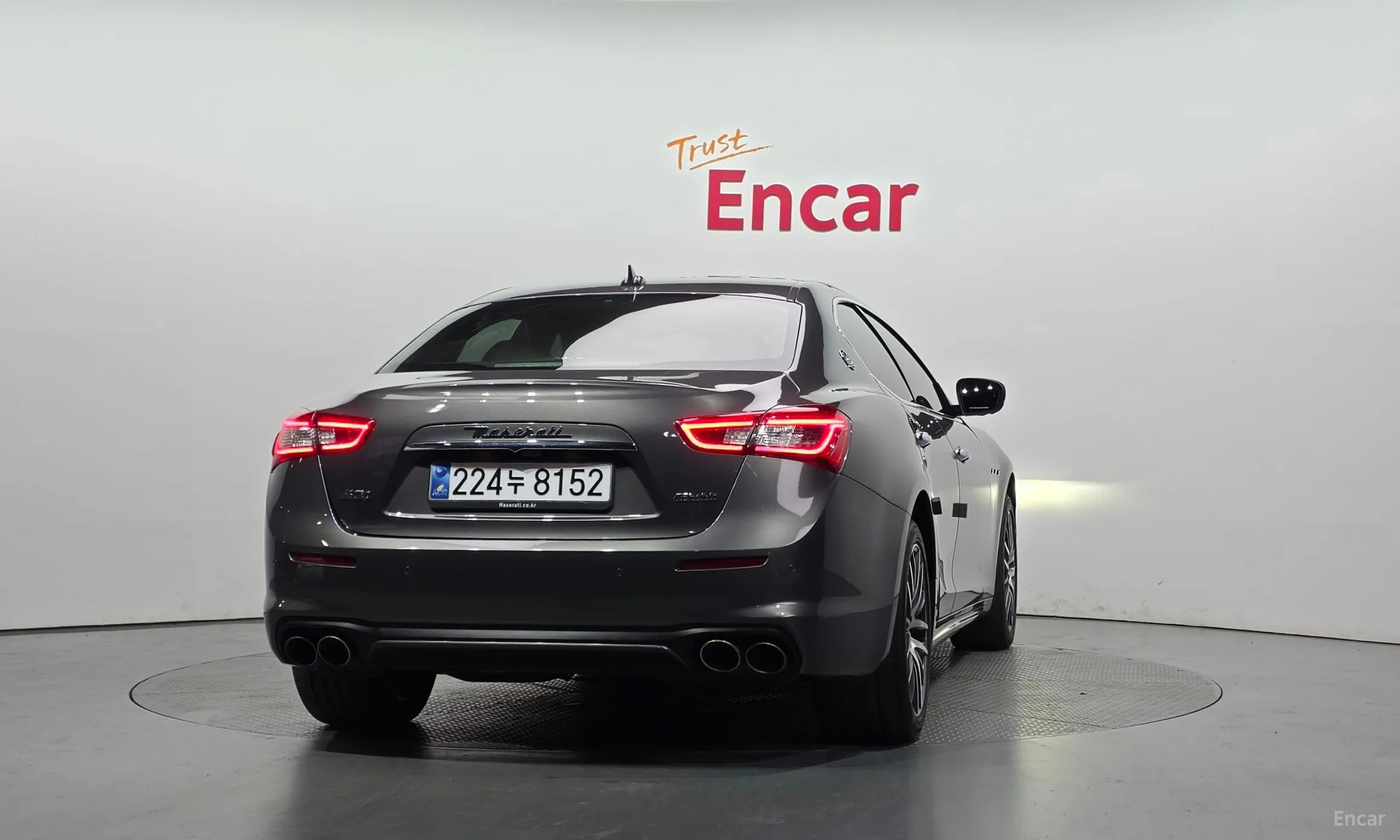 Maserati Ghibli превью 4