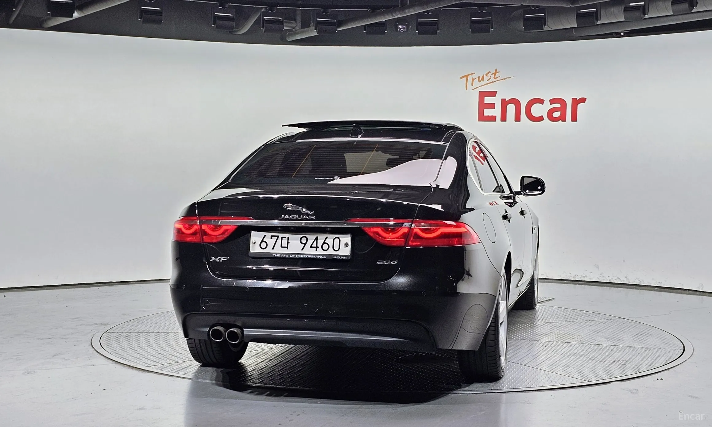 Jaguar XF (x260) превью 4