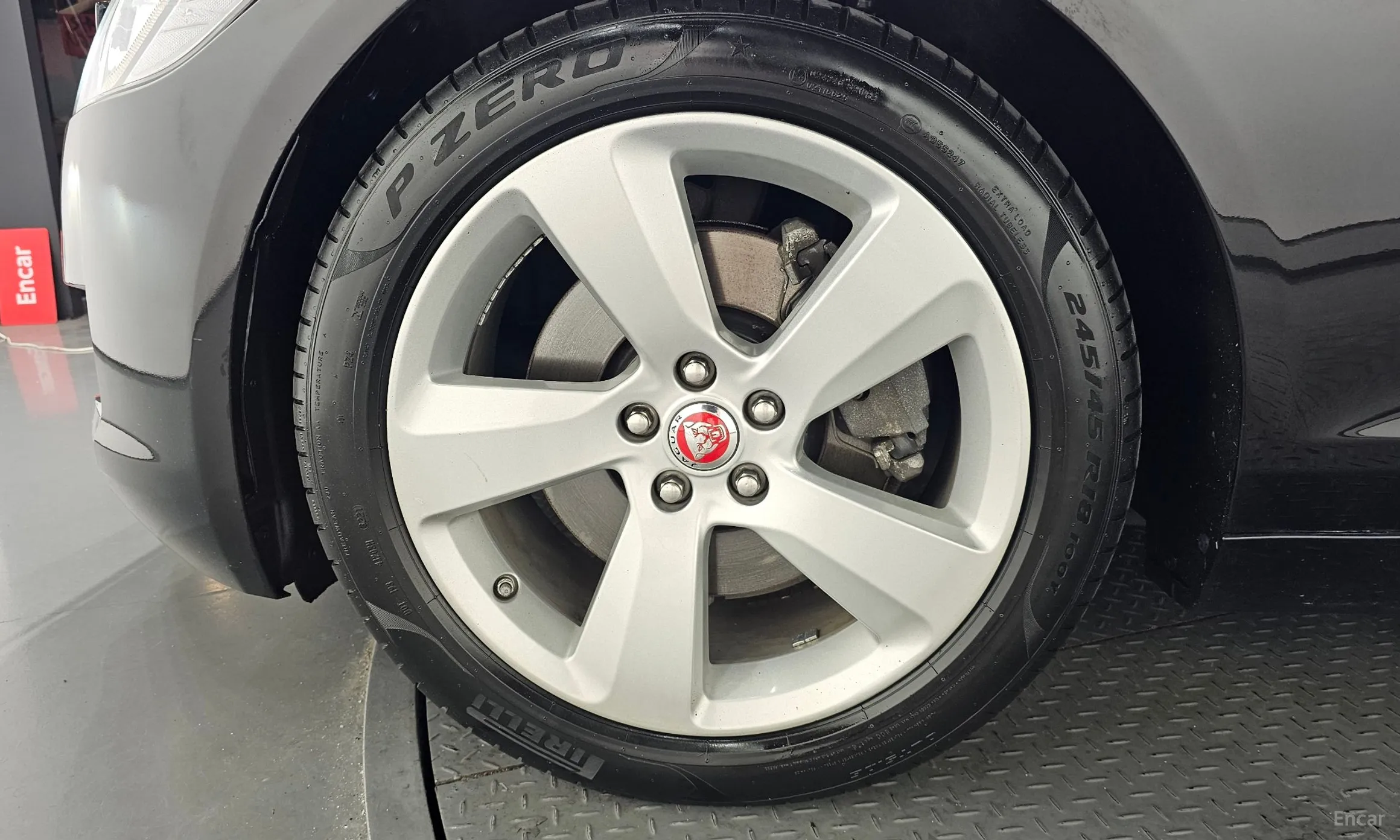 Jaguar XF (x260) превью 5