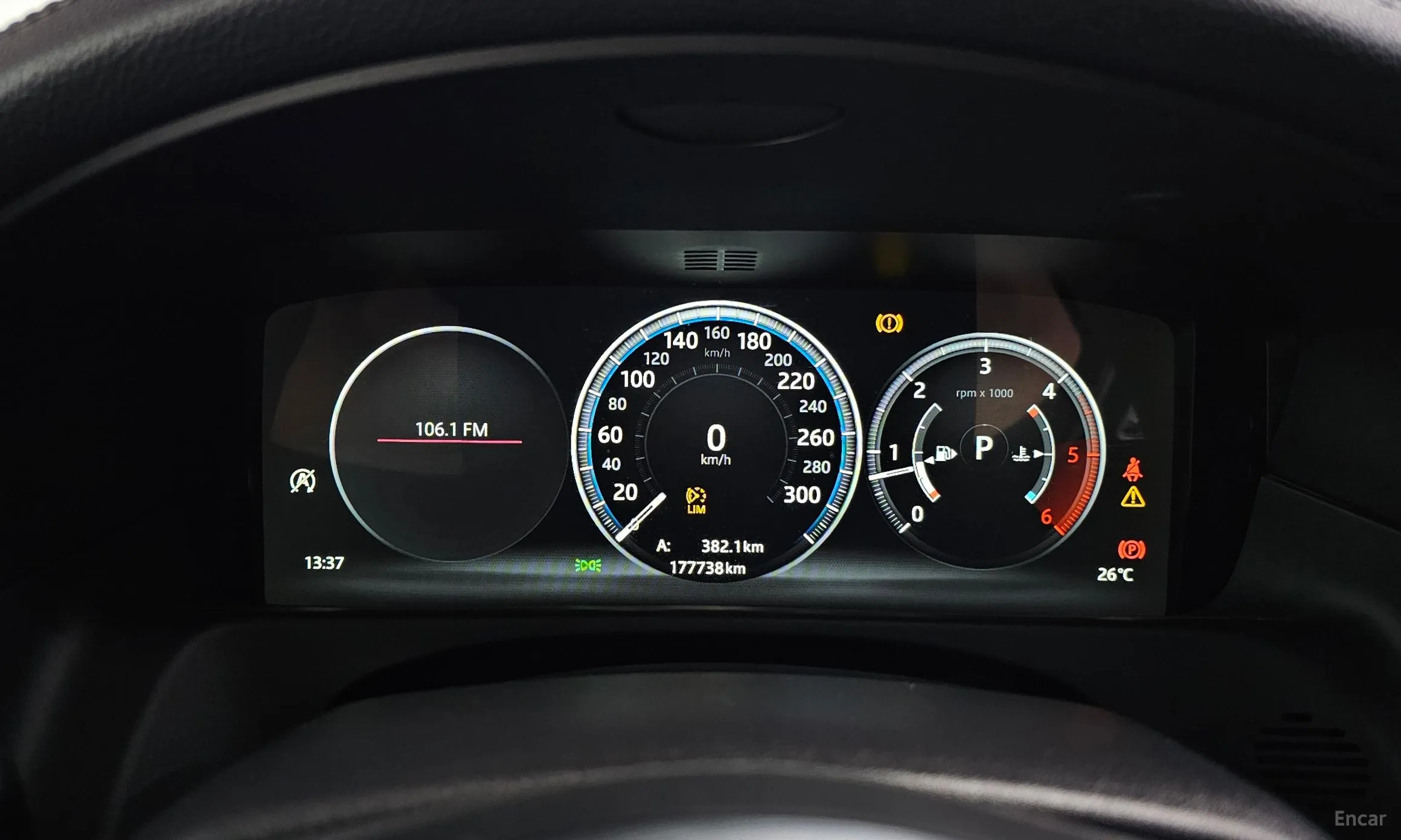 Jaguar XF (x260) превью 8