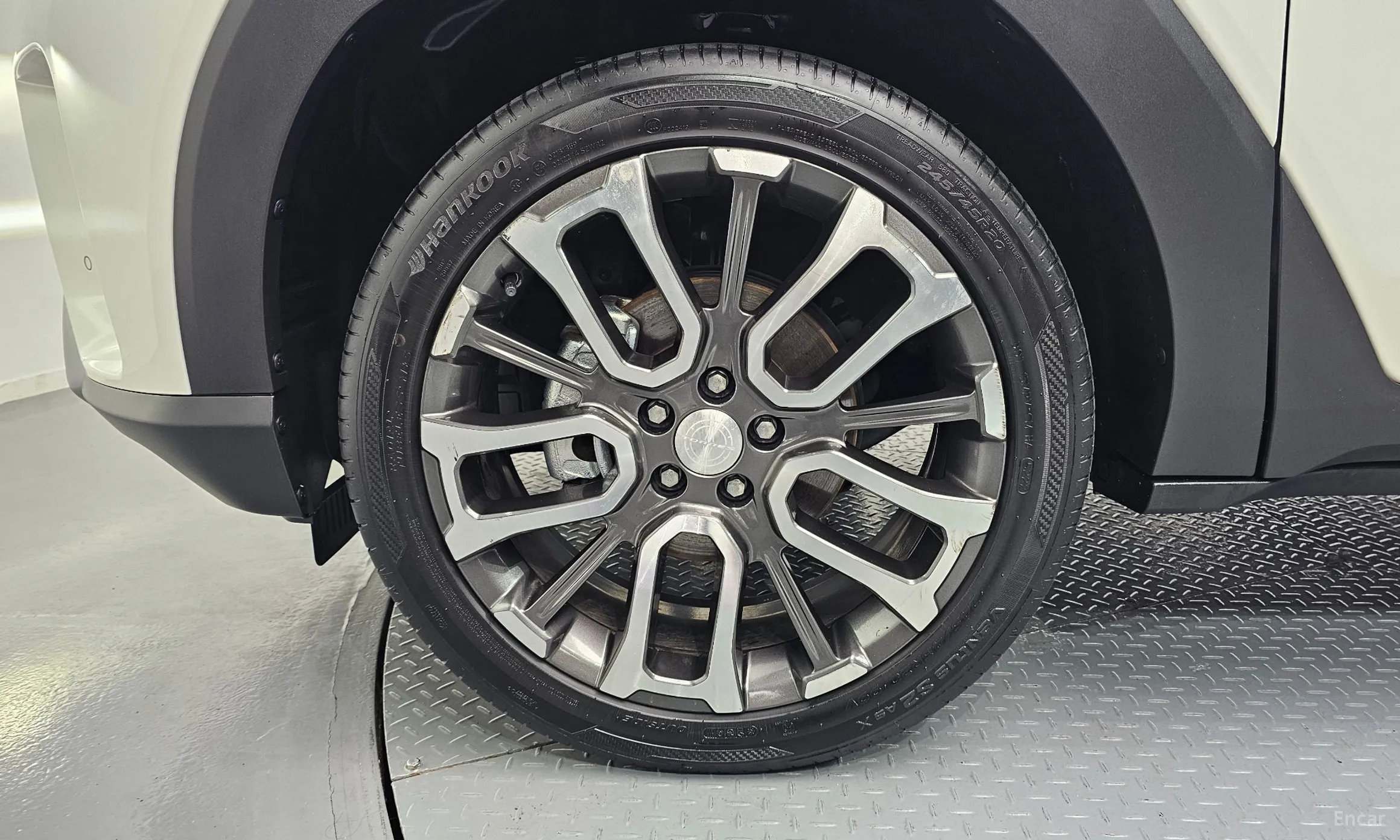 KG Mobility (SsangYong) Torres превью 5