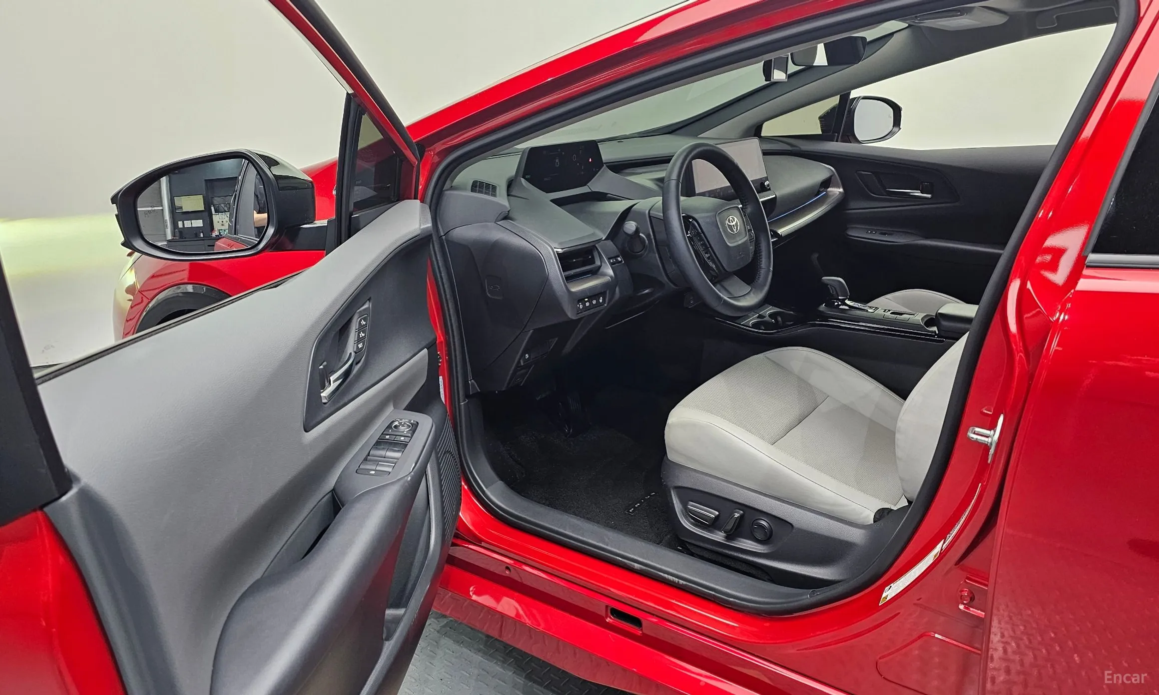 Toyota Prius 5th Generation превью 10