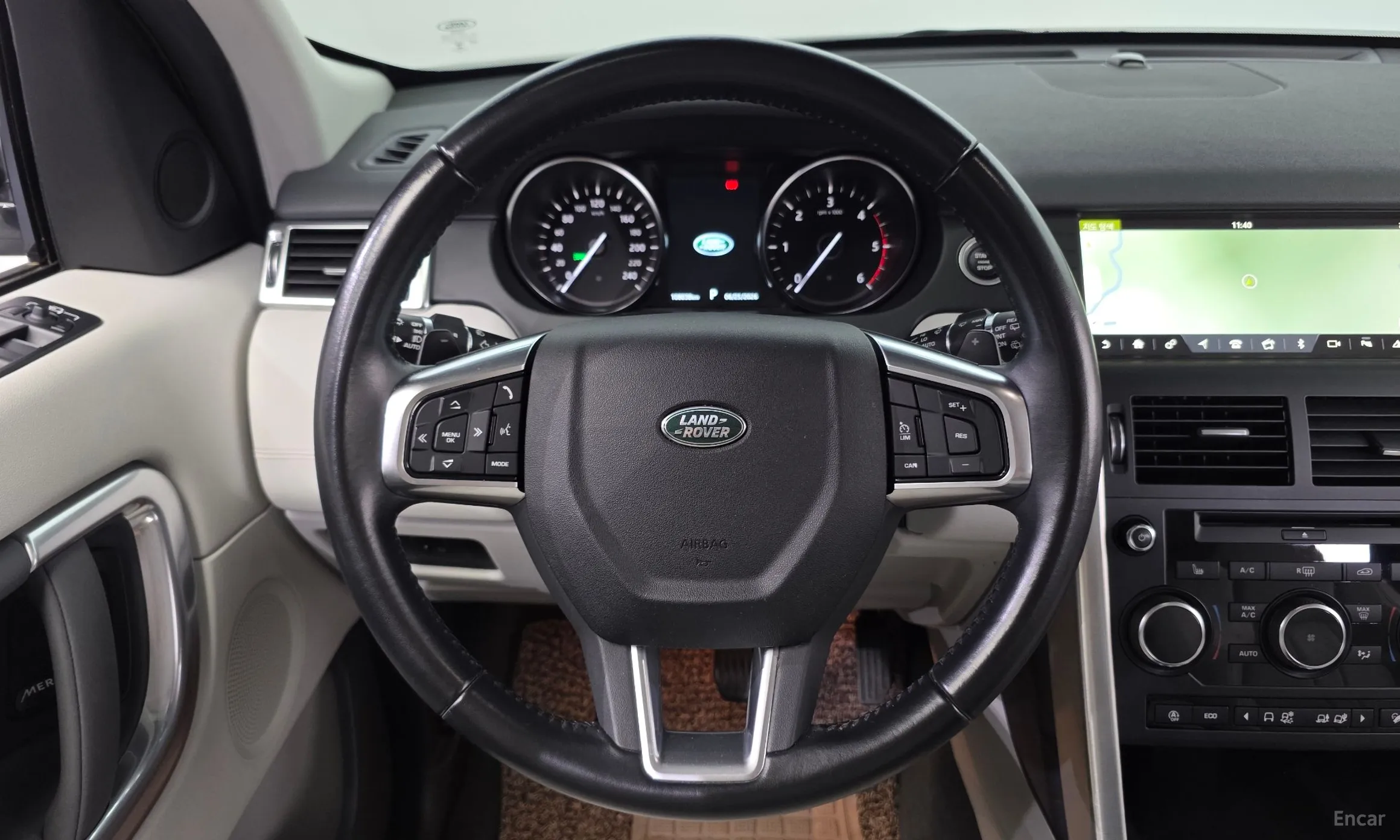Land Rover Discovery Sports превью 14