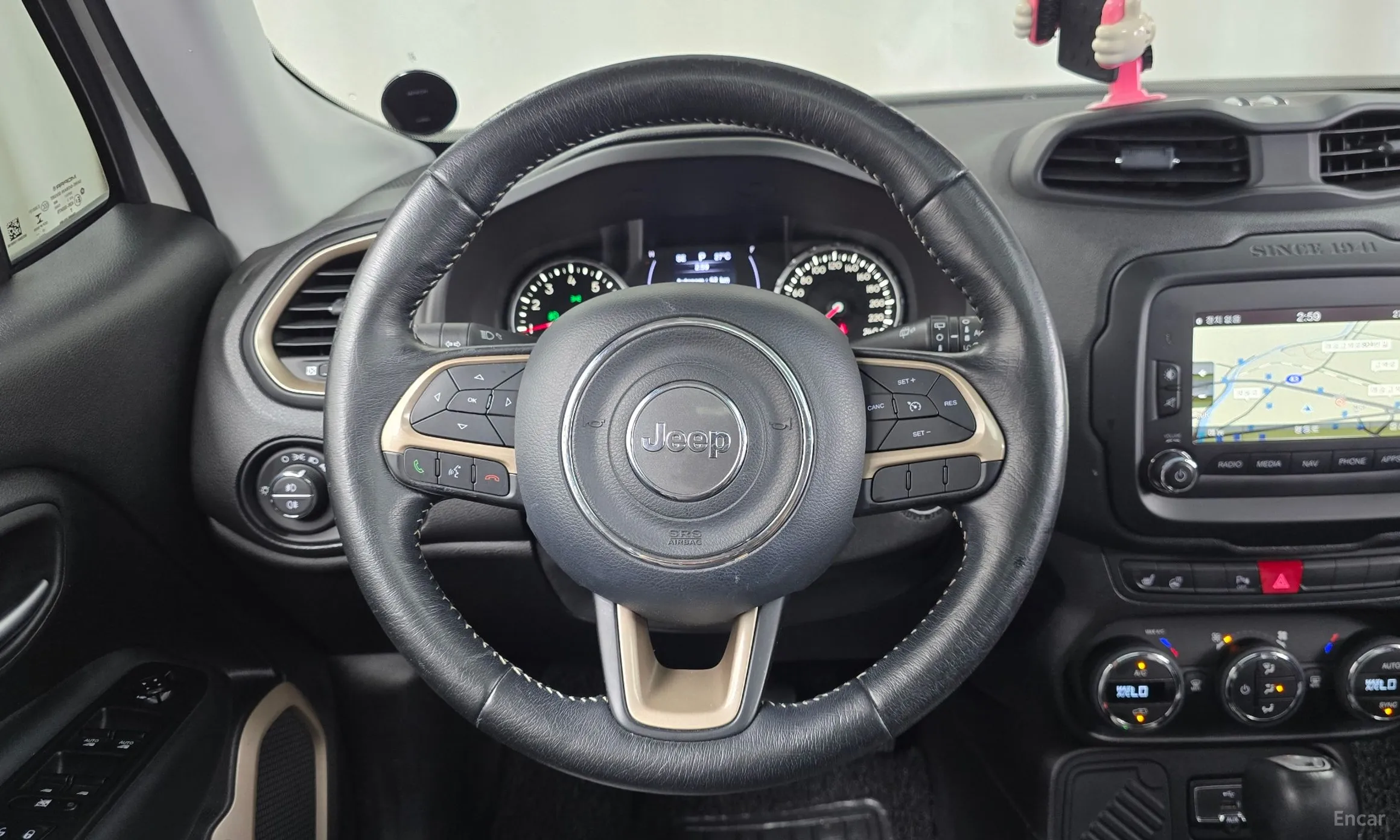 Jeep Renegade превью 12