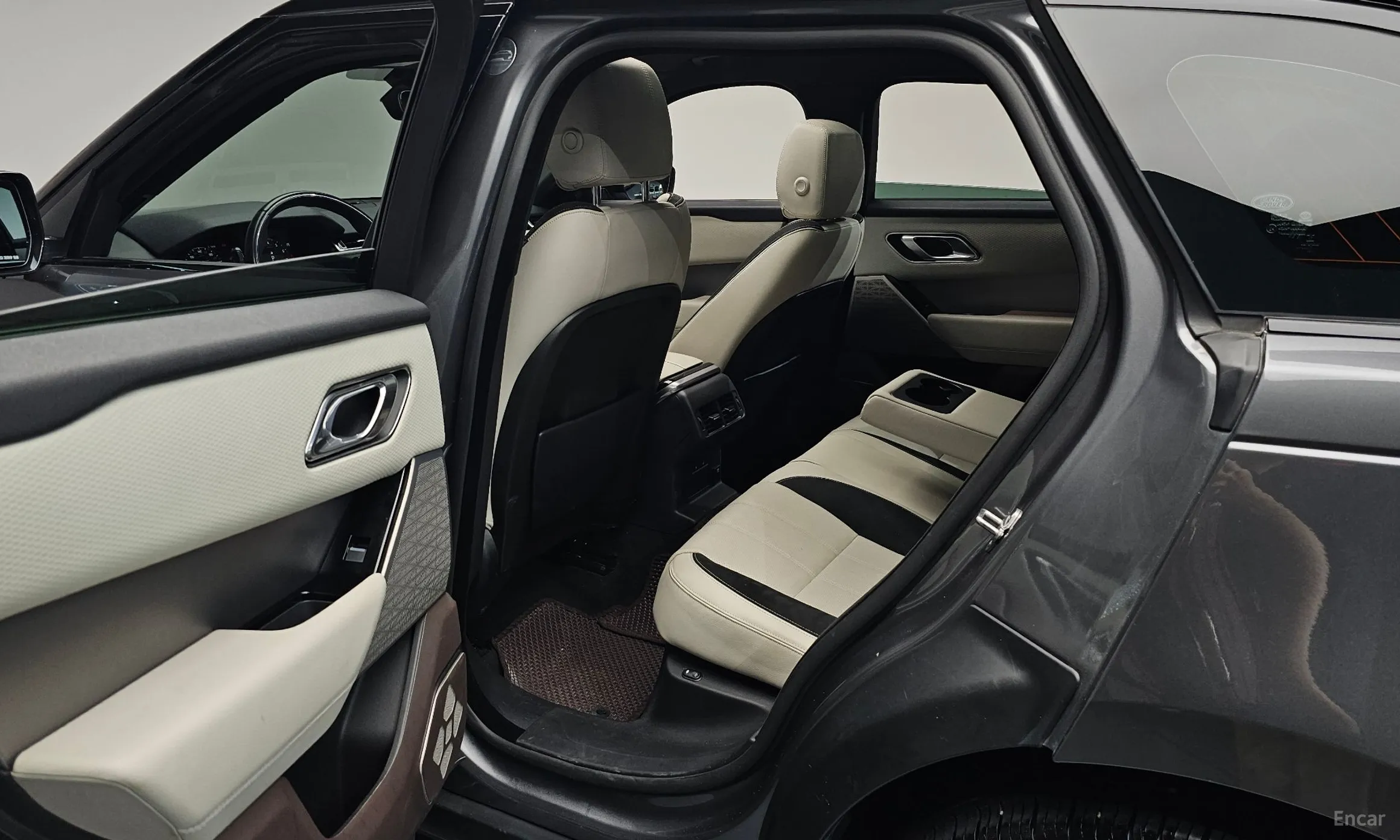 Land Rover Range Rover Bella превью 11