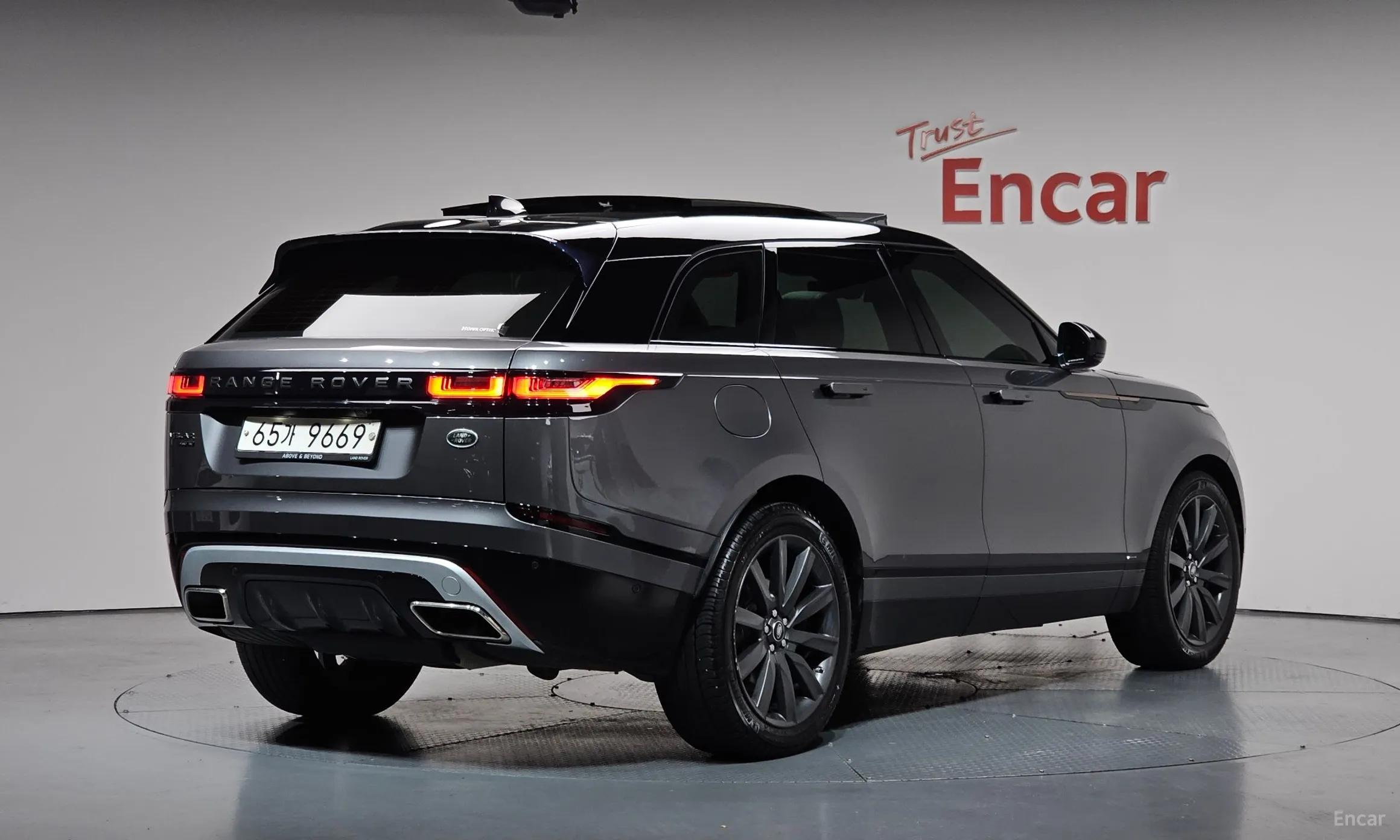 Land Rover Range Rover Bella
