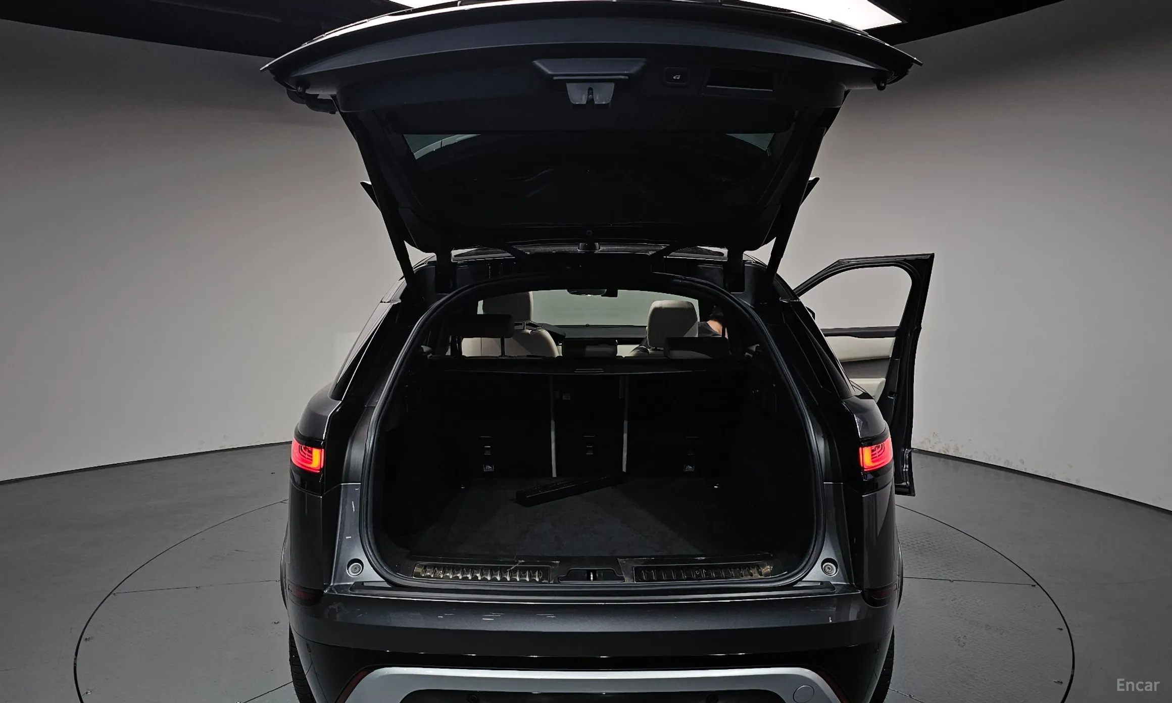 Land Rover Range Rover Bella превью 20