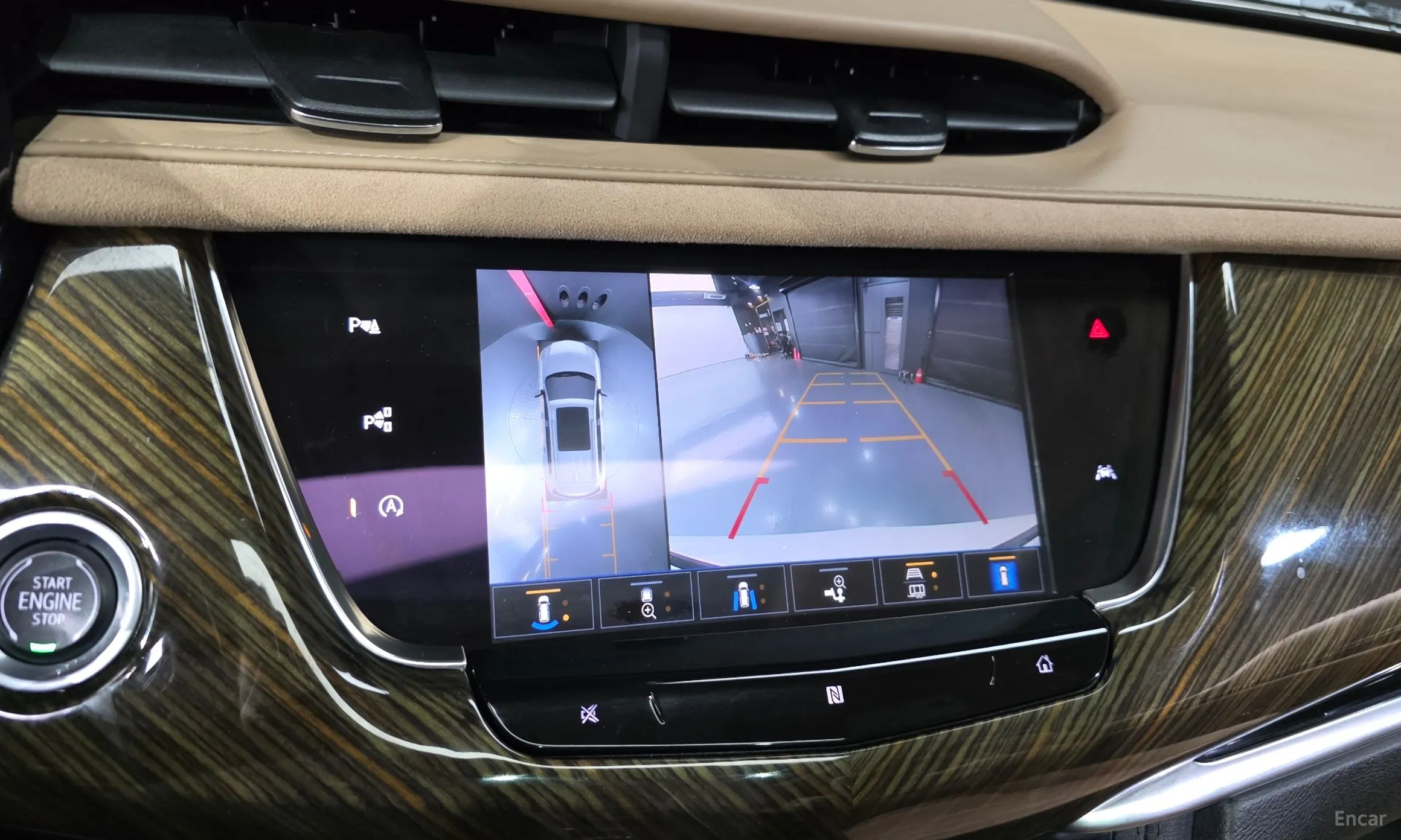 Cadillac XT6 превью 15