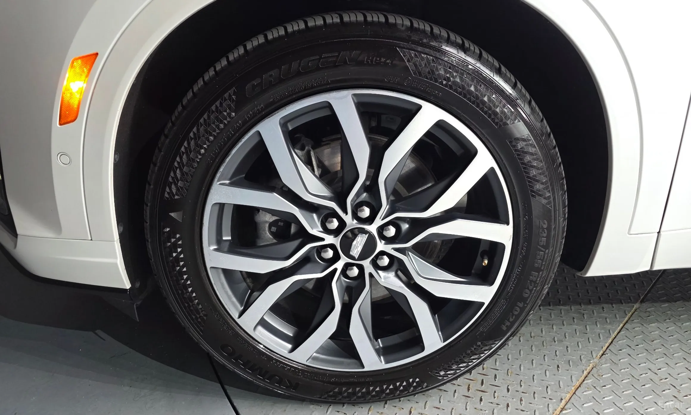 Cadillac XT6 превью 5