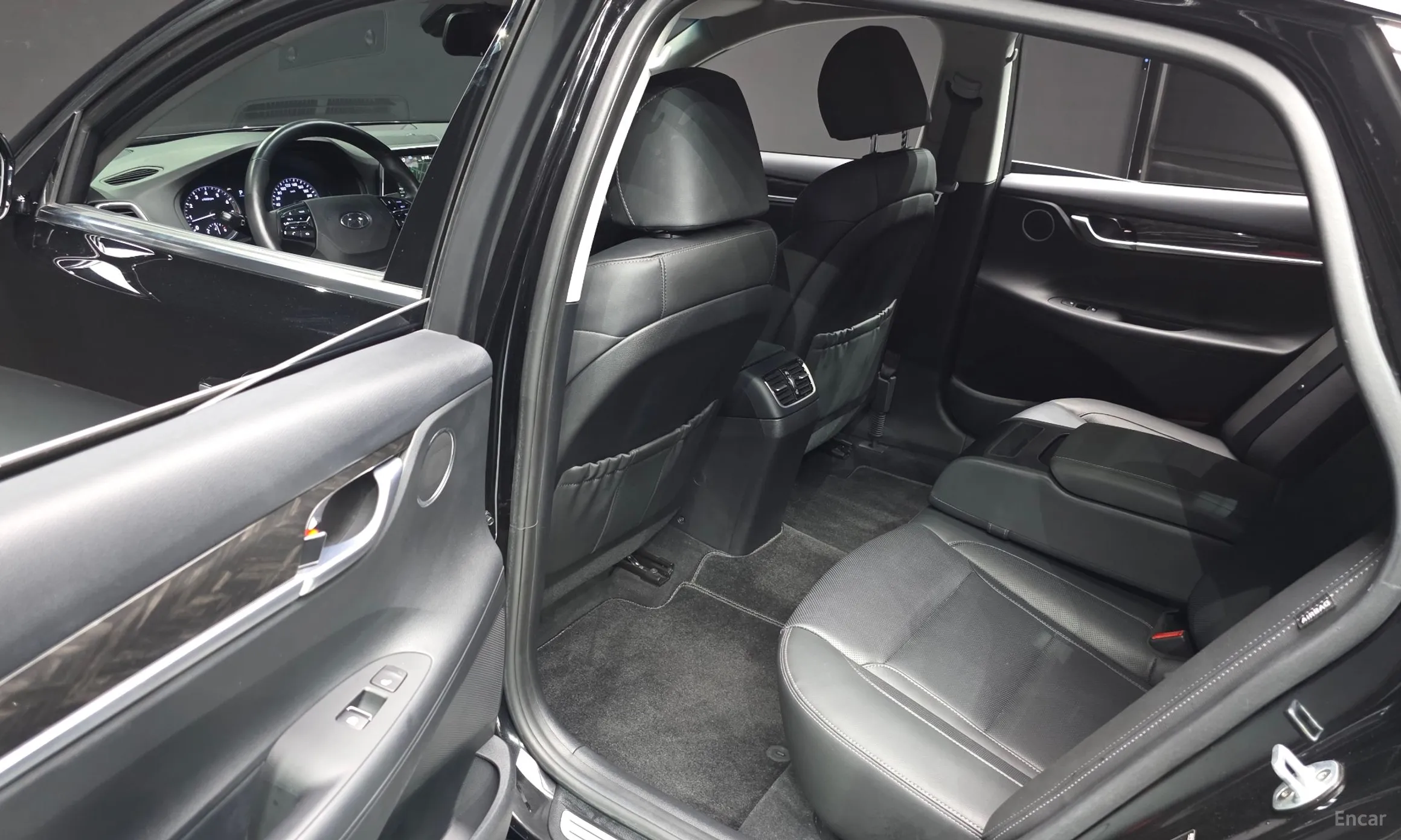 Hyundai Grandeur IG превью 12