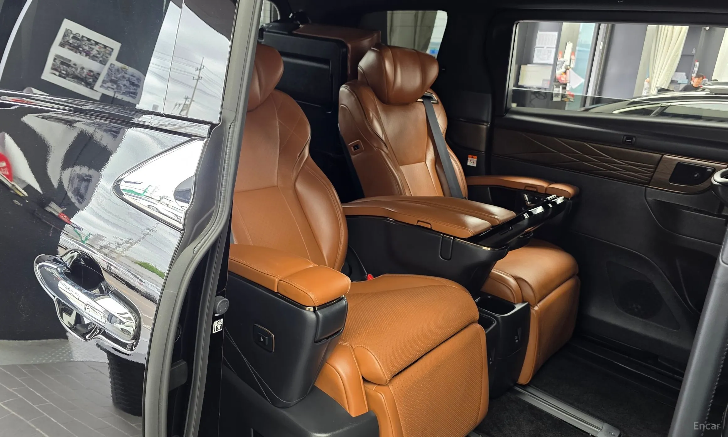 Toyota Alphard 4th Generation превью 12