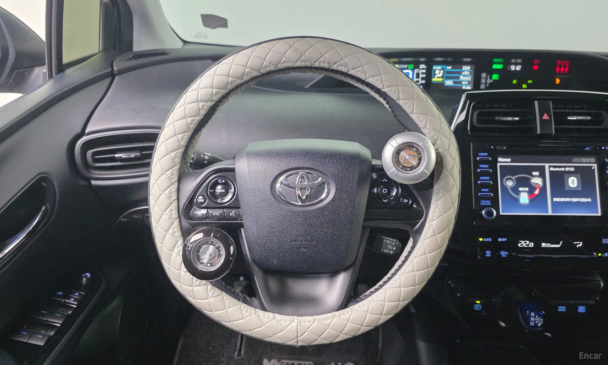 Toyota Prius 4th Generation превью 14
