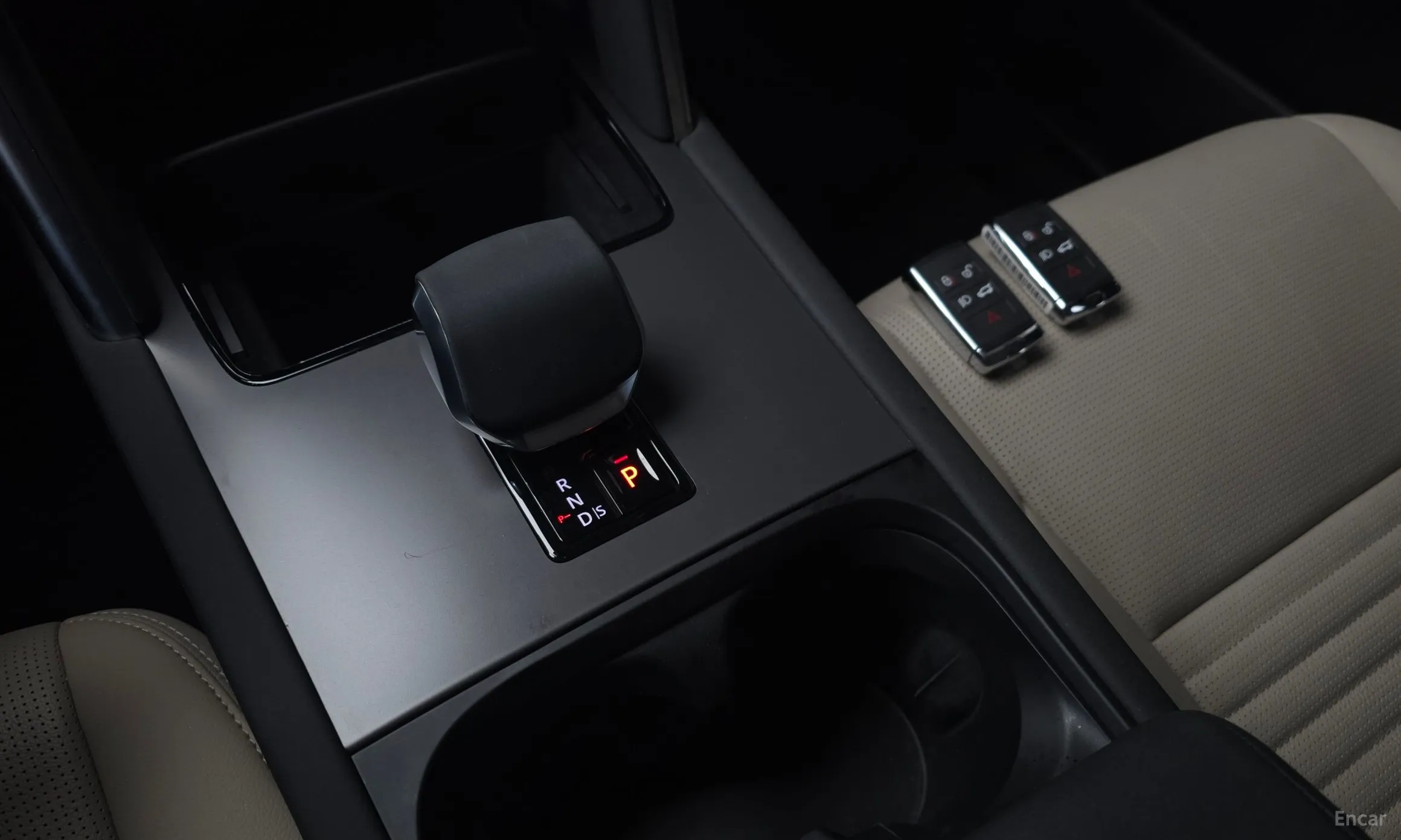 Land Rover Discovery Sports превью 9