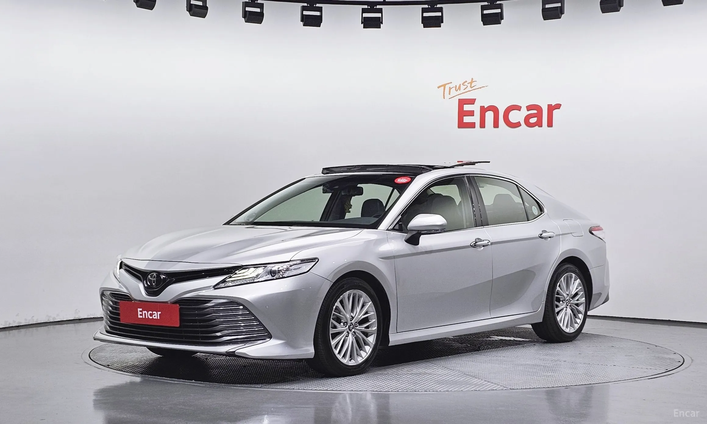 Toyota Camry (XV70)