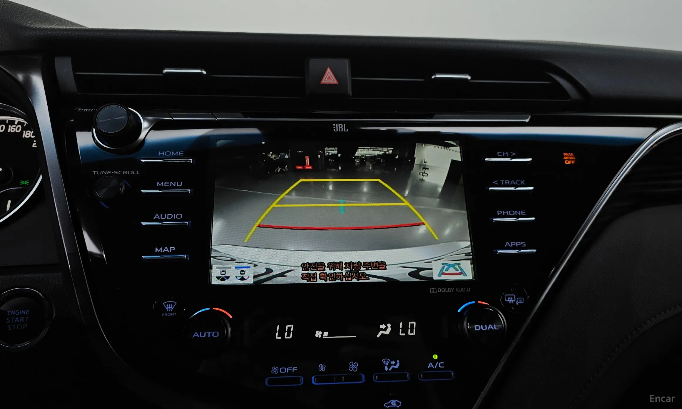 Toyota Camry (XV70) превью 14