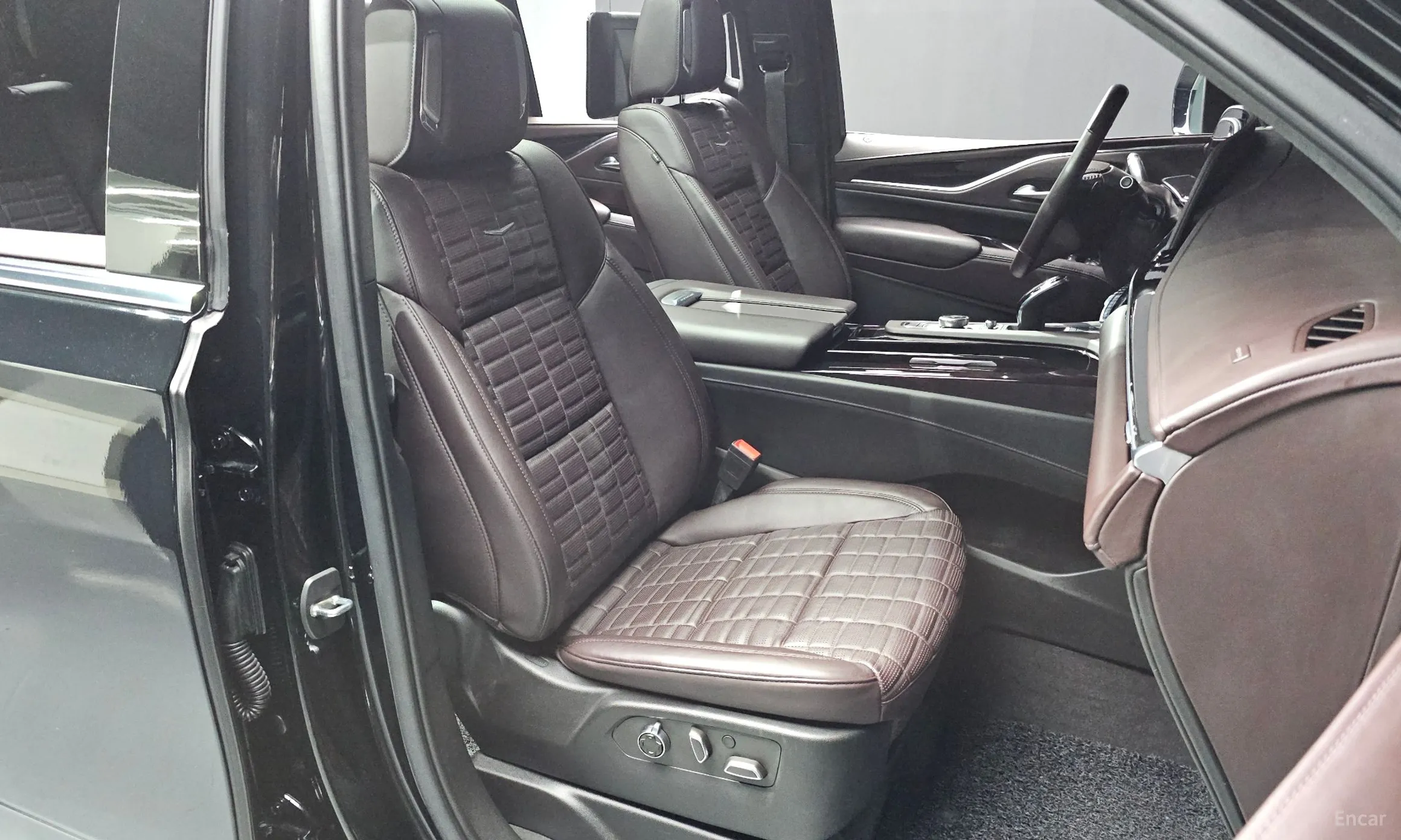 Cadillac Escalade 5th Generation превью 12