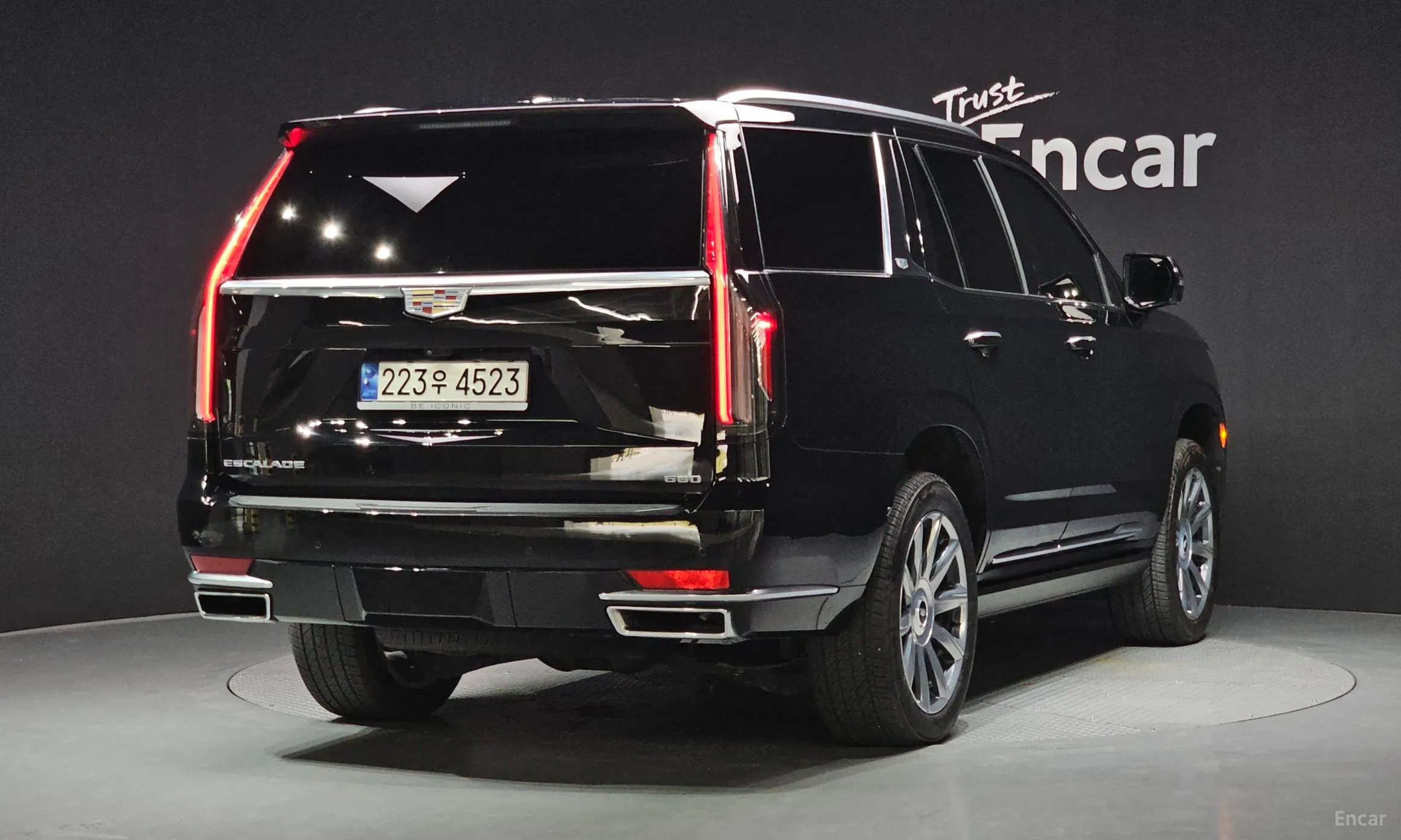 Cadillac Escalade 5th Generation