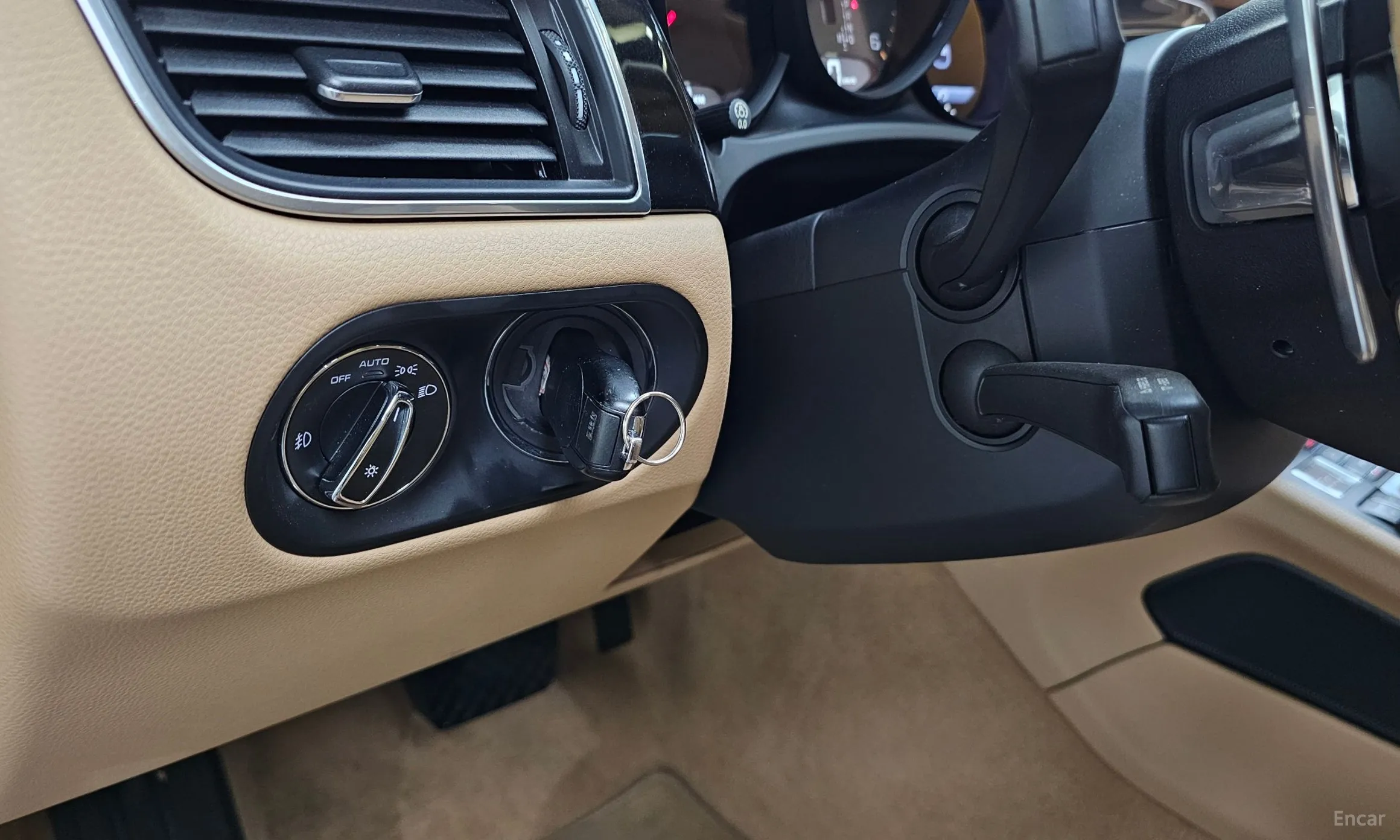 Porsche Macan превью 14