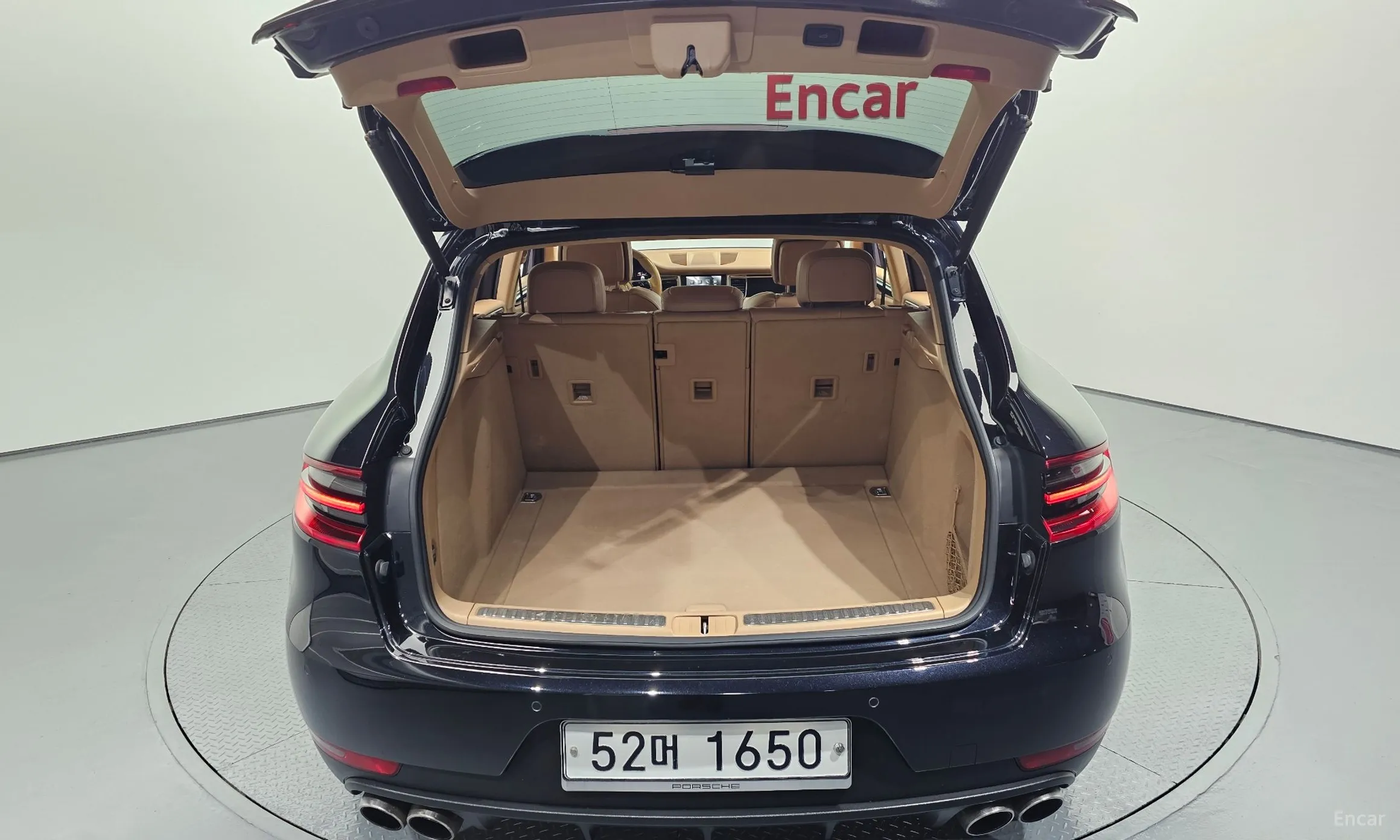 Porsche Macan превью 20