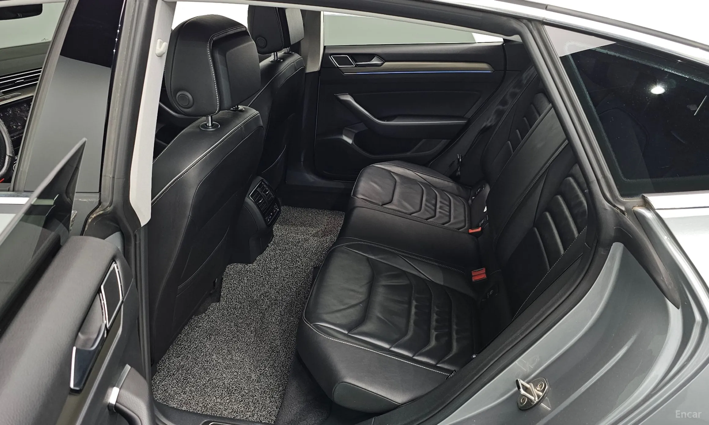 Volkswagen Ateon превью 11