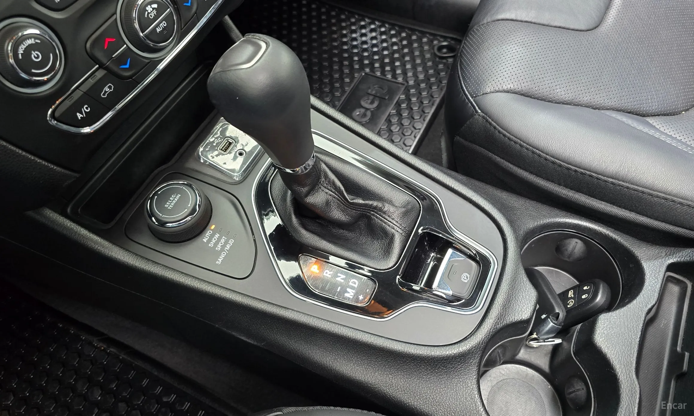 Jeep Cherokee (KL) превью 9